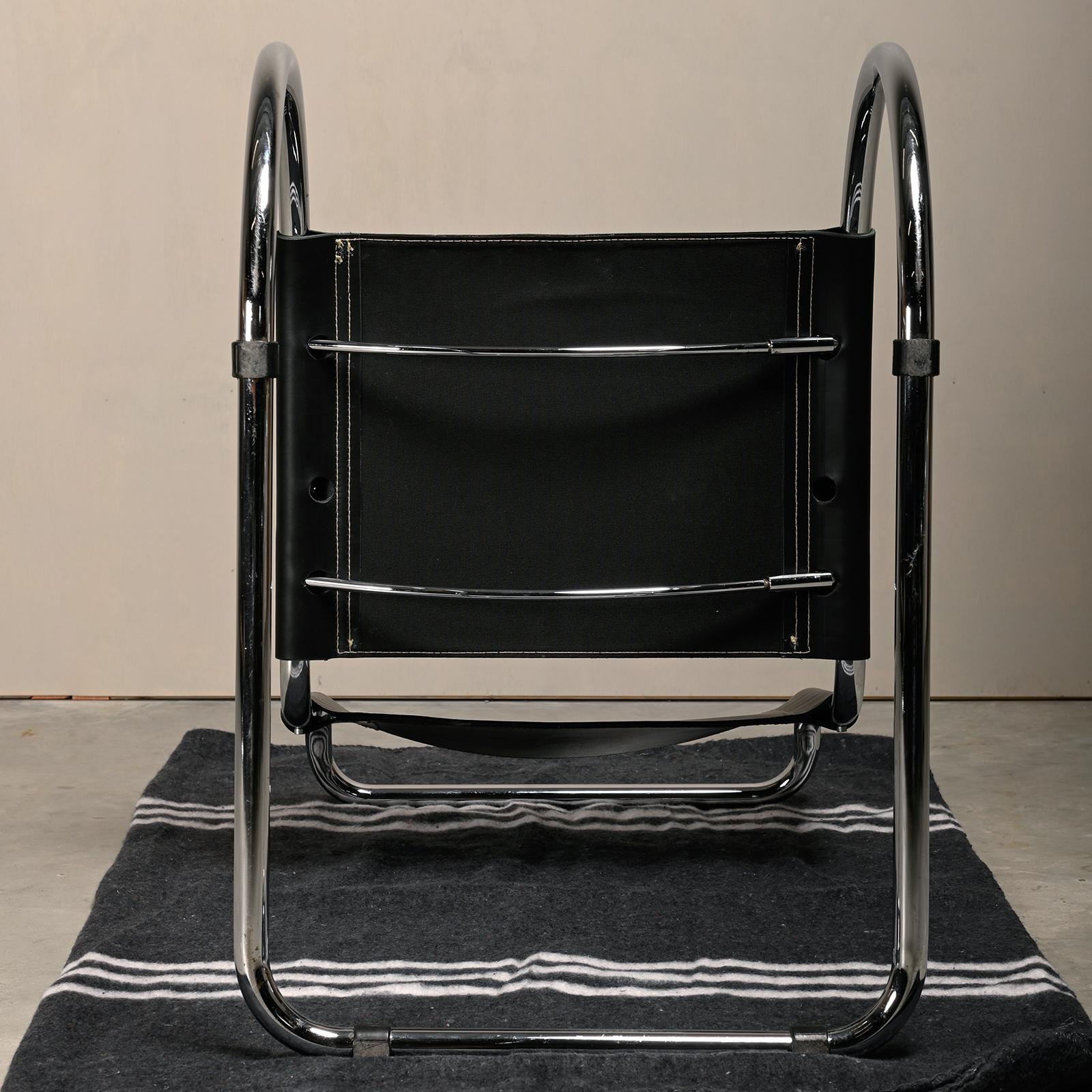Sillas cantilever Mies Van Der Rohe MR10 de cuero negro para Fasem, Italia 12