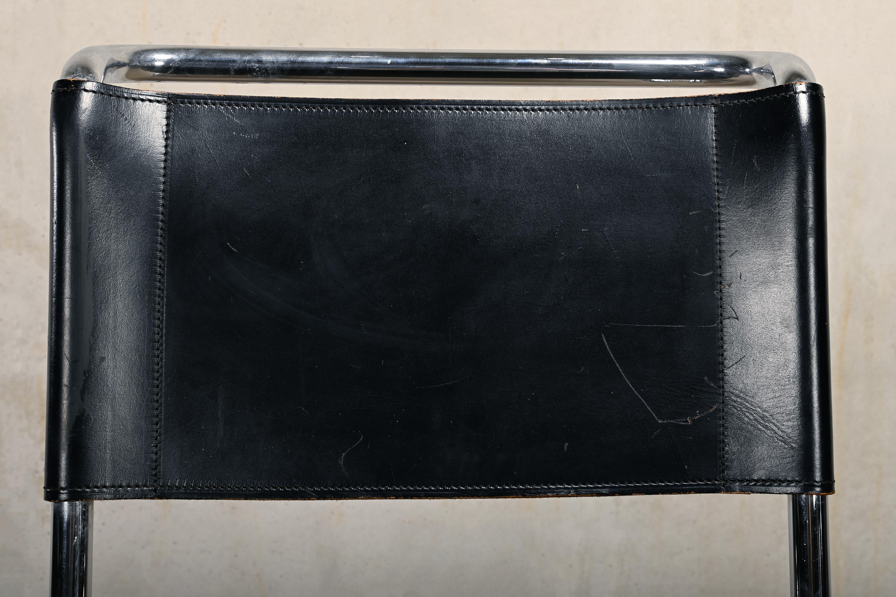Mies Van Der Rohe MR10 Freischwingende Stühle aus schwarzem Leder für Thonet 10