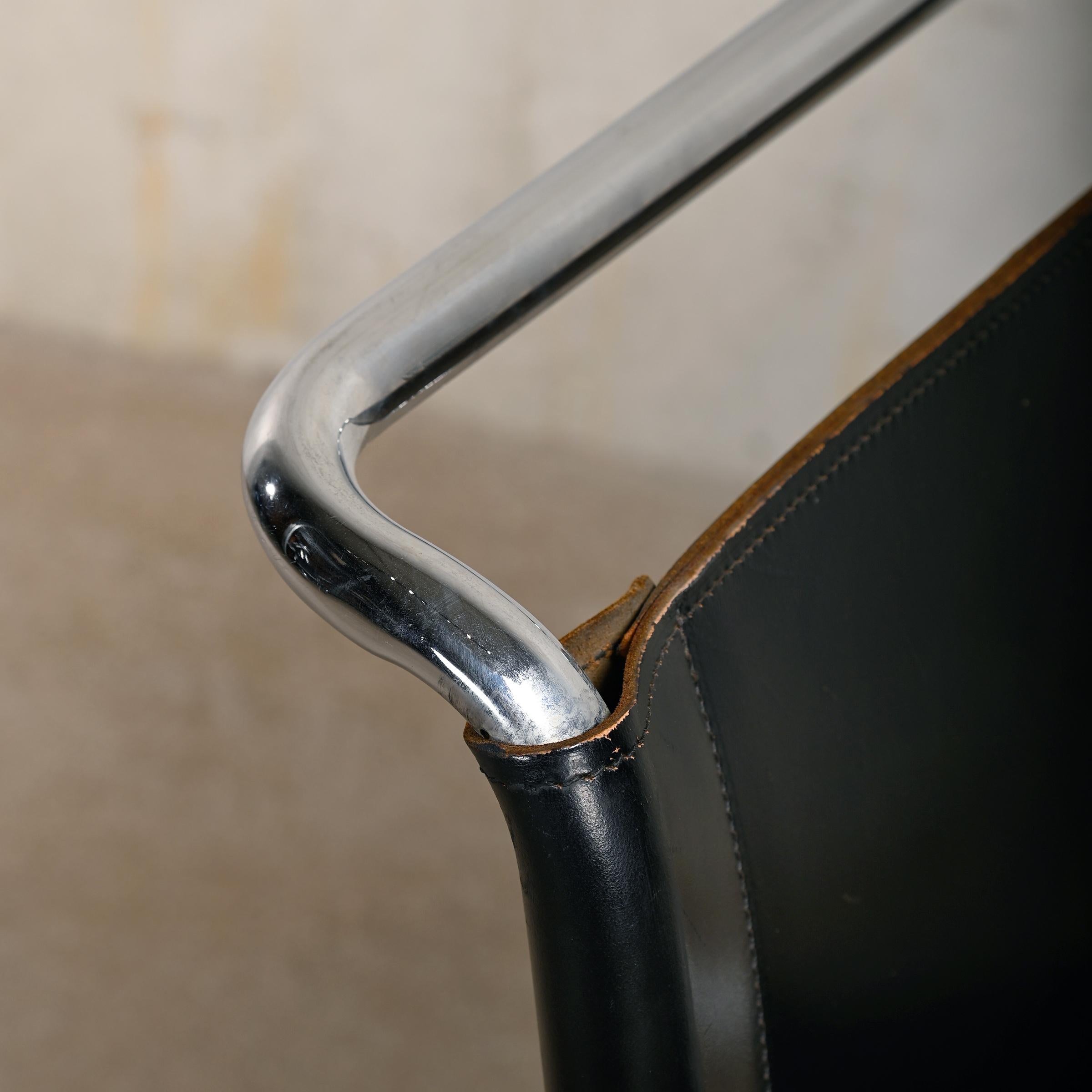 Mies Van Der Rohe MR10 Freischwingende Stühle aus schwarzem Leder für Thonet 11