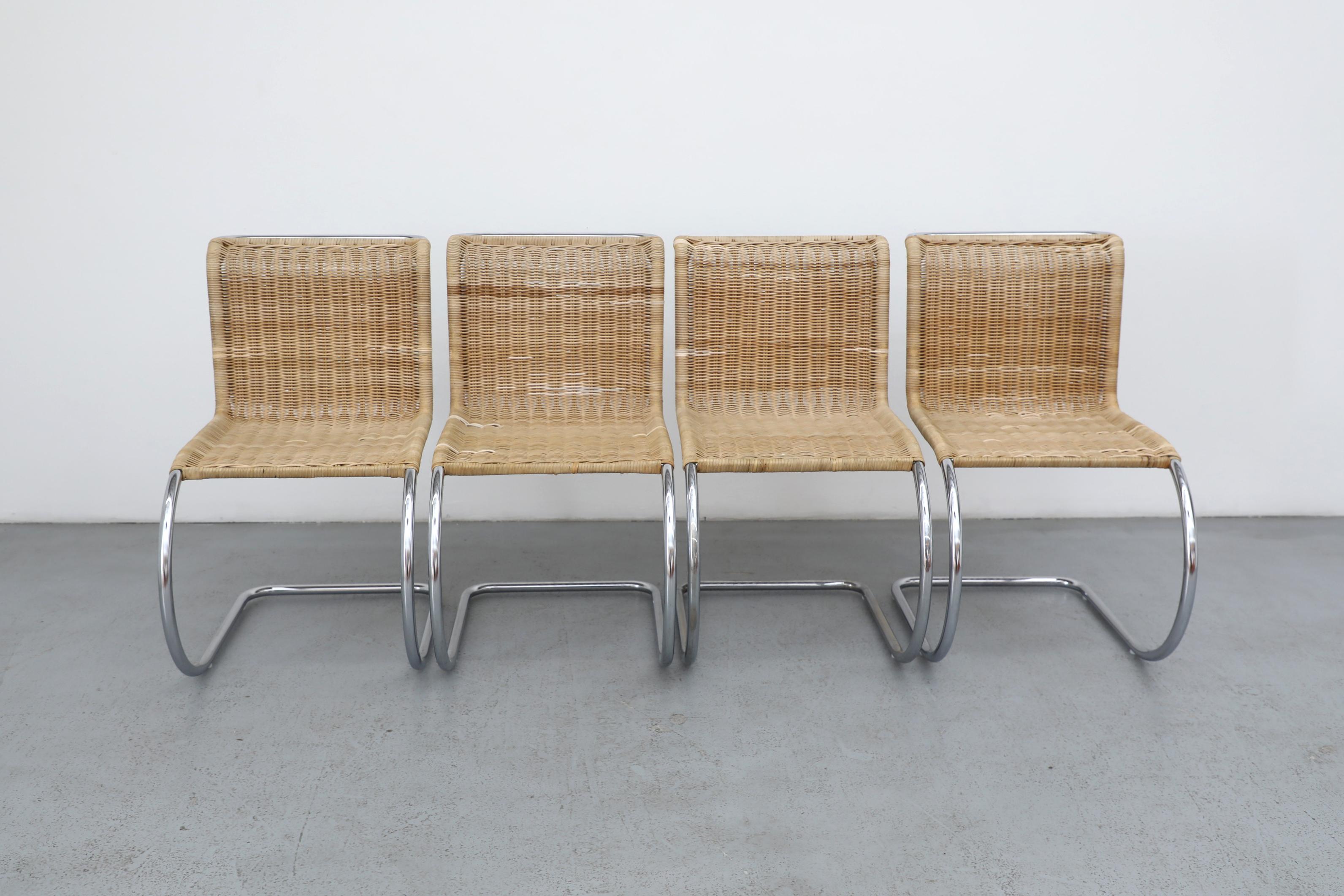 Mies van der Rohe MR10 Stühle Satz von vier 1970er Rattan Chrom Gavina Italien (Stahl) im Angebot