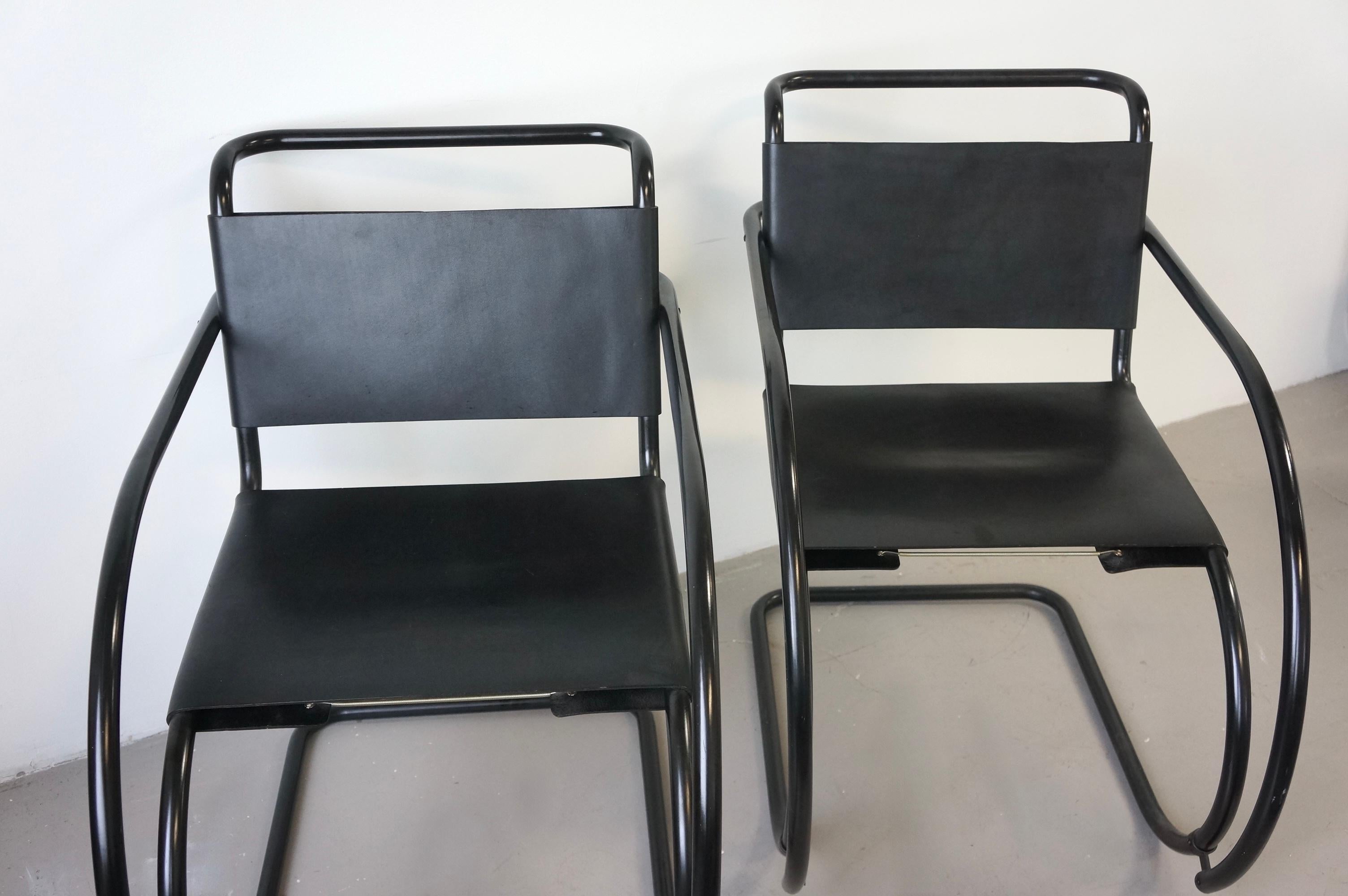 Mies Van Der Rohe MR20 Lounge Chairs In Good Condition For Sale In Toronto, ON