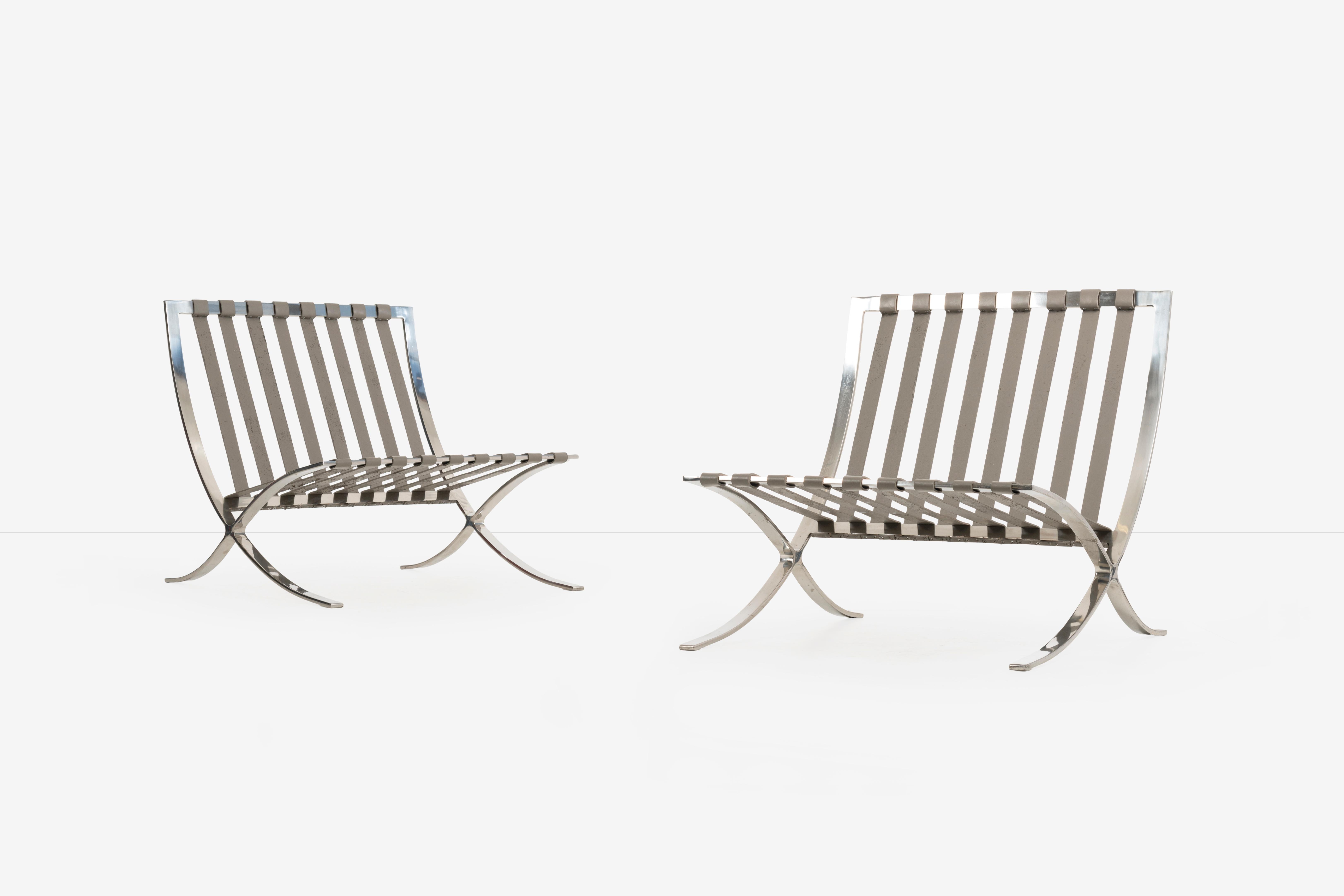 Mid-20th Century Mies van Der Rohe Pair of Barcelona Chairs and Ottoman for Knoll International