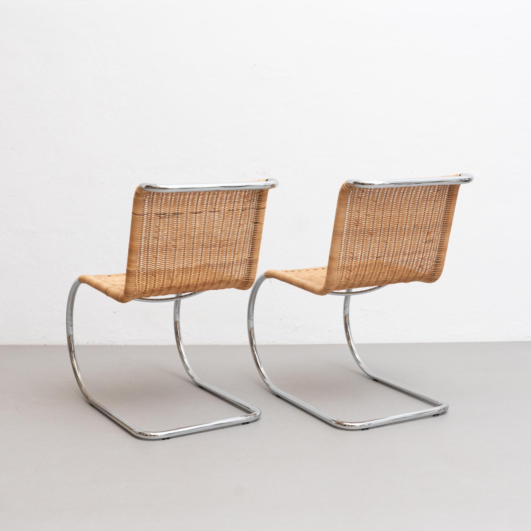 Mies van der Rohe Set of 2 MR10 Rattan Easy Chairs, circa 1960 5