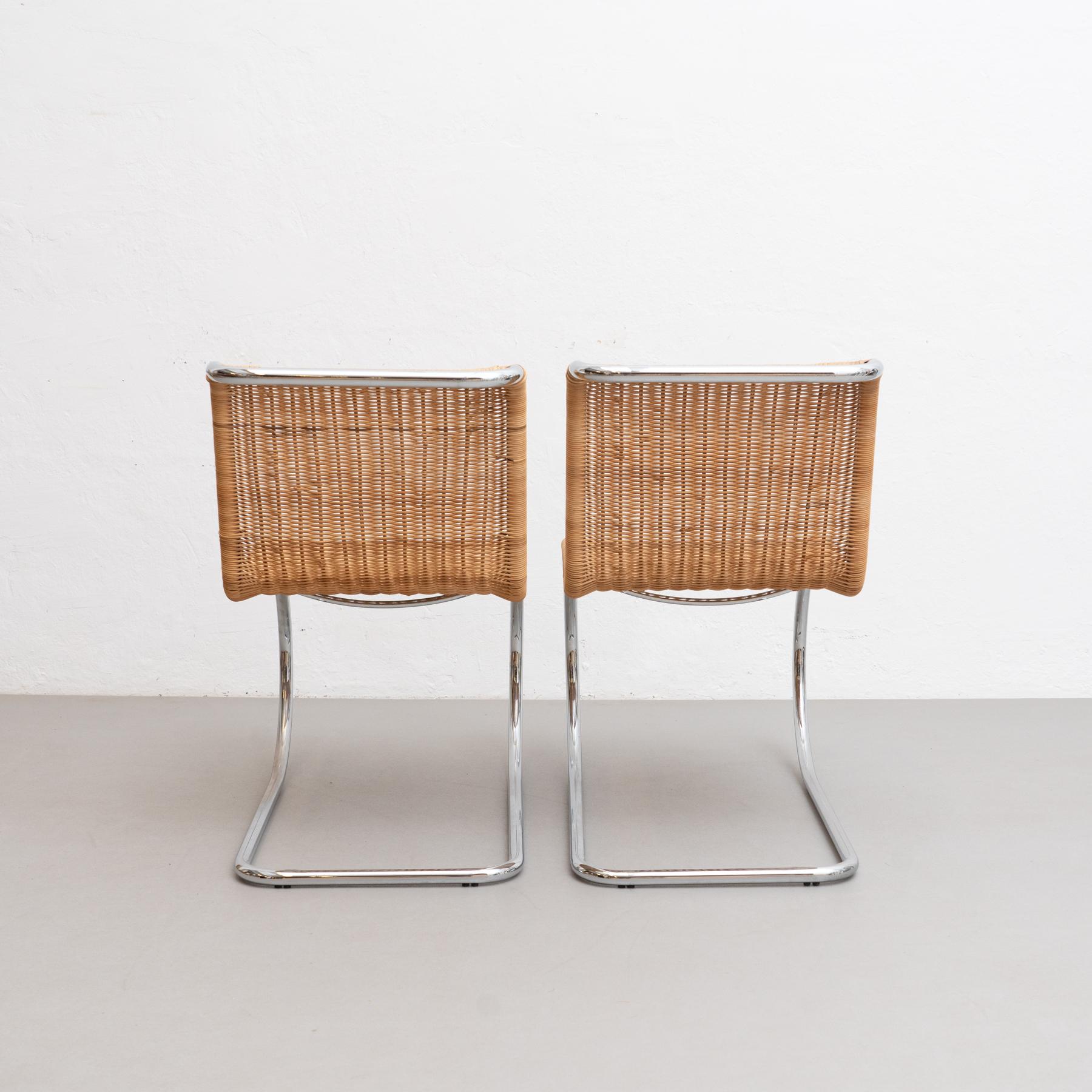 Mies van der Rohe Set of 2 MR10 Rattan Easy Chairs, circa 1960 7