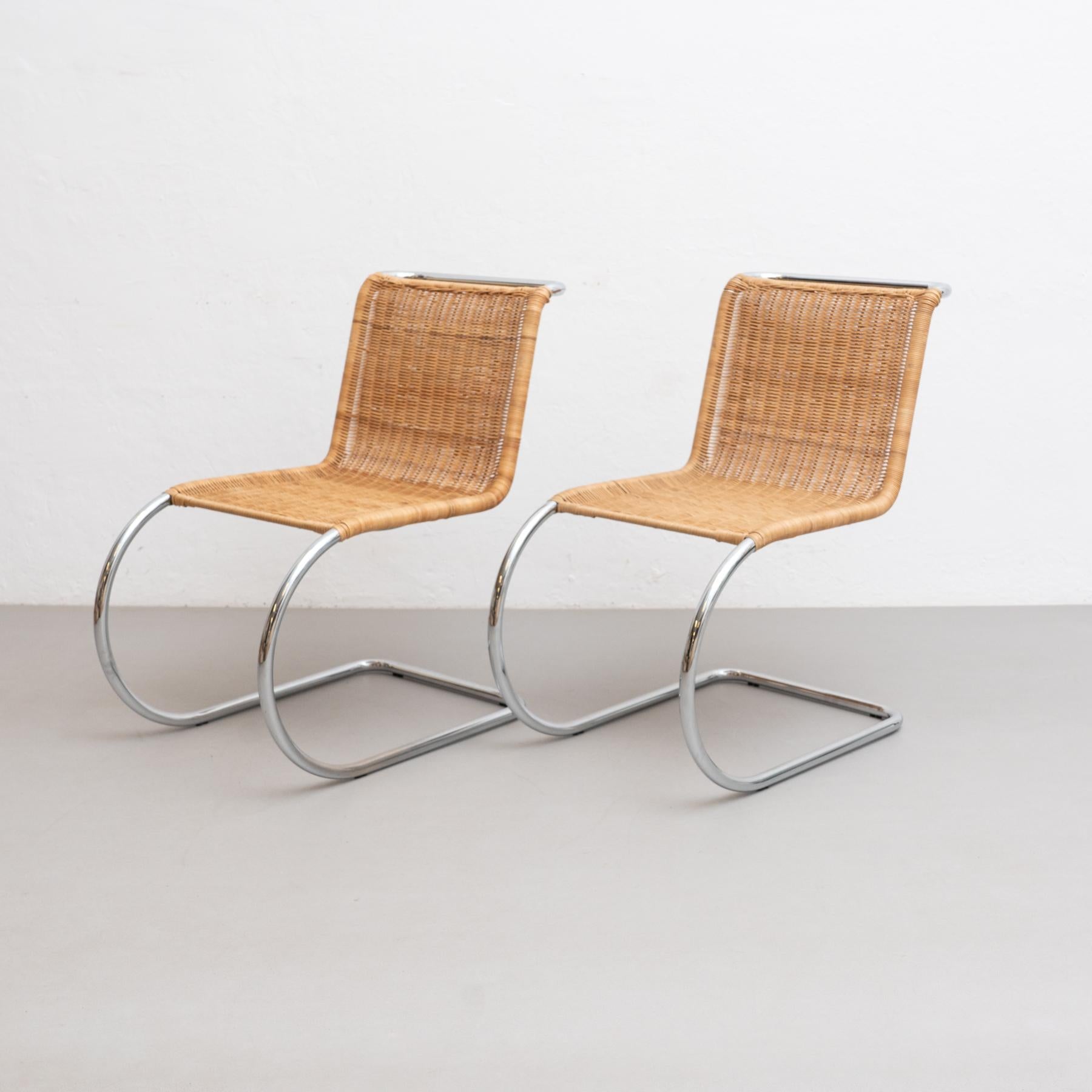 Mies van der Rohe Set of 2 MR10 Rattan Easy Chairs, circa 1960 2
