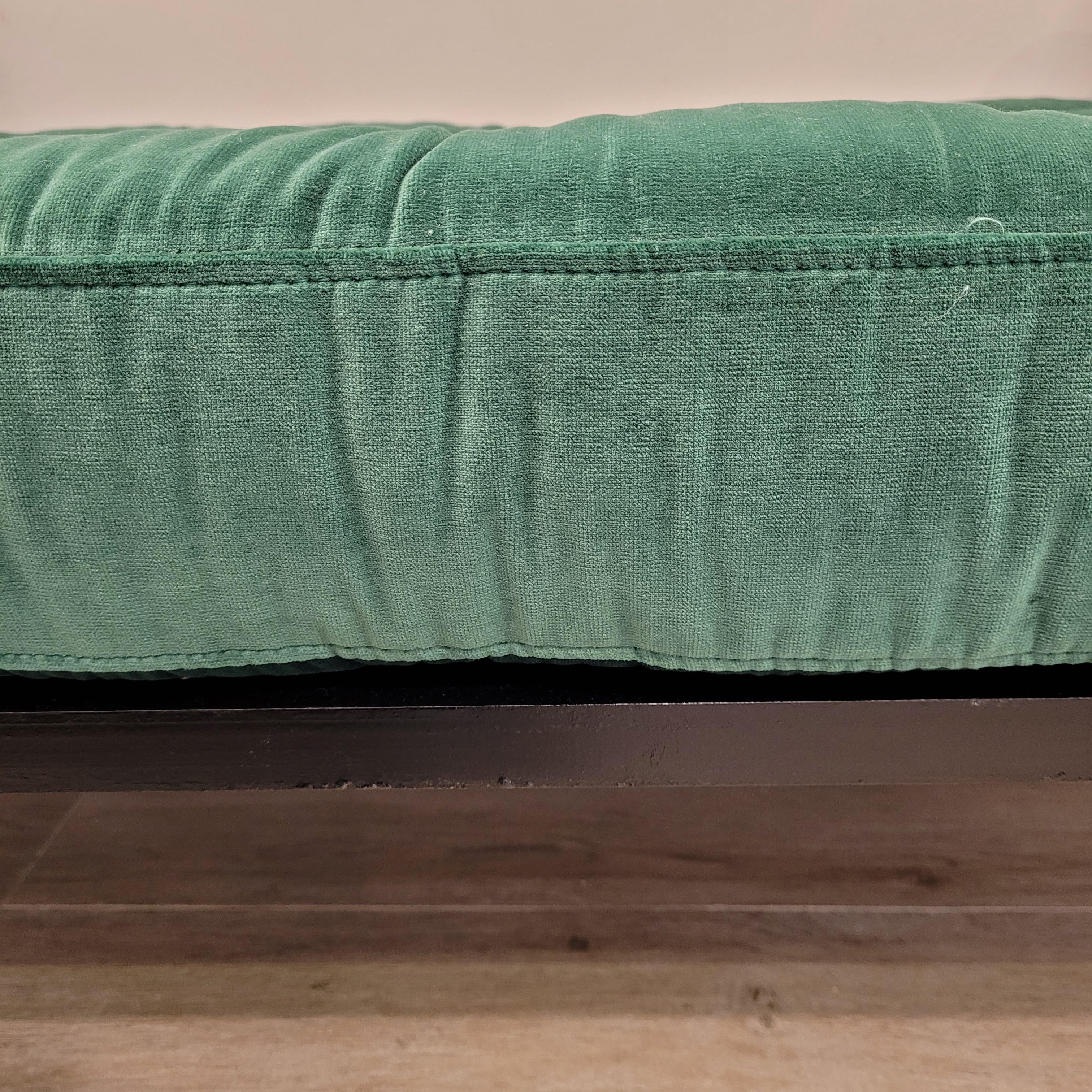Mies Van der Rohe style Black green Daybed, Mid-century For Sale 10