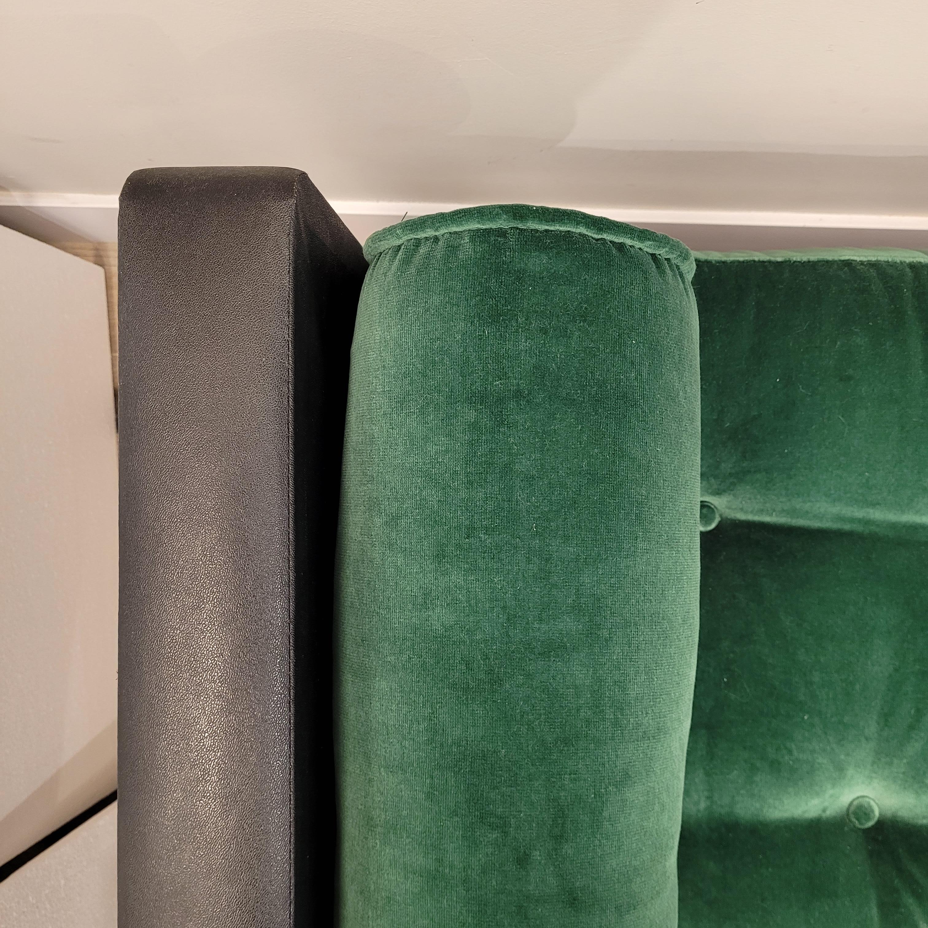Mies Van der Rohe style Black green Daybed, Mid-century For Sale 11