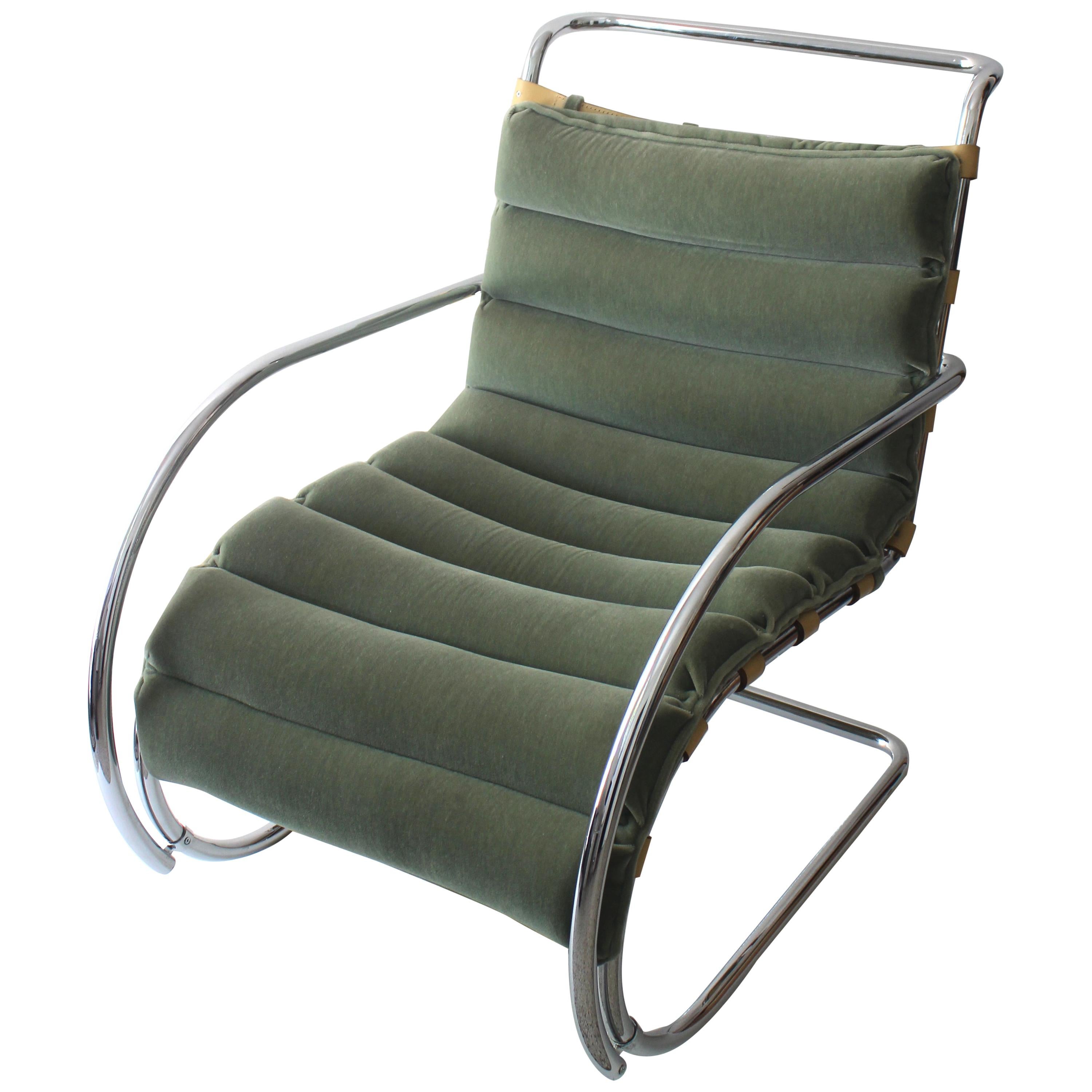 Mies van der Rohe Style Chair by Gordon International