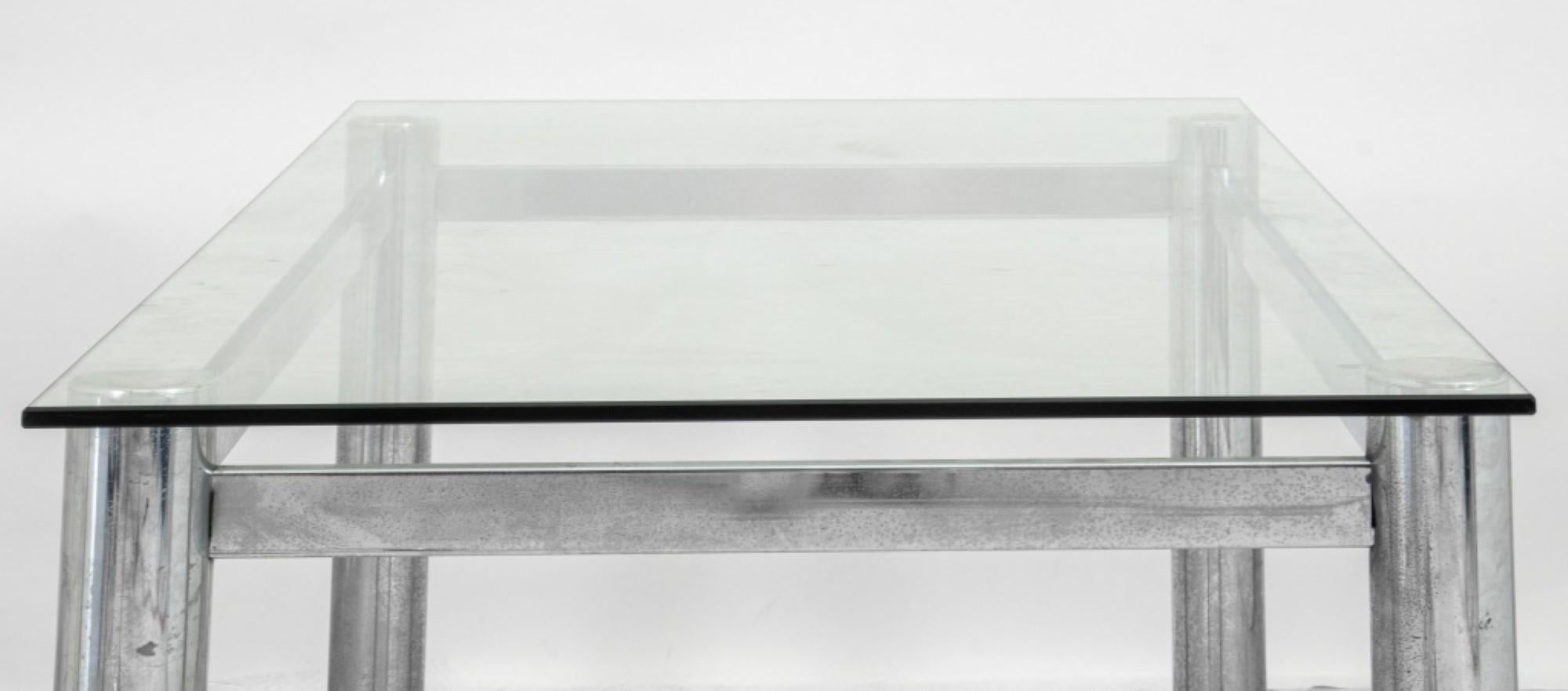 Mies van der Rohe Stil Stahl- und Glas-Schreibtisch (amerikanisch) im Angebot