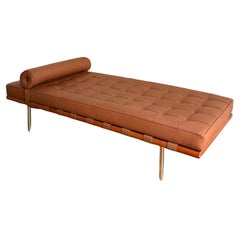 Mies van der Rohe's “Barcelona” Chaise Longue