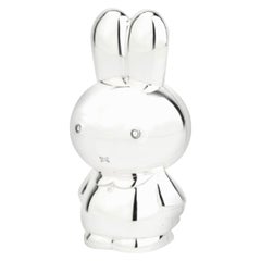 Salvadanaio Miffy placcato in argento dell'illustratore e scrittore olandese Dick Bruna, 1955