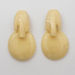 Migeon et Migeon Paris - Boucles d'oreilles à clip en résine jaune perlée