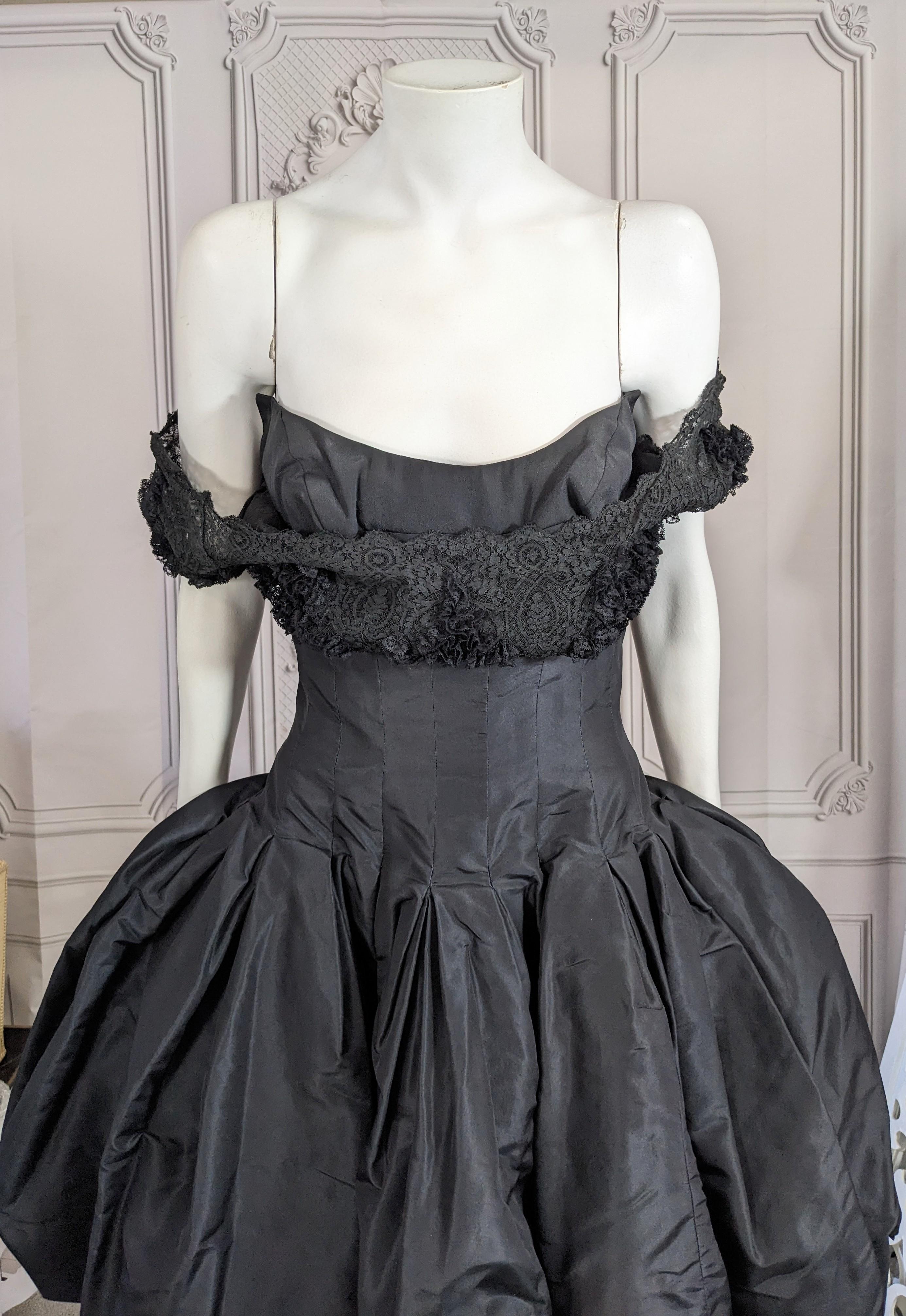 Mignon 1950's Silk Taffeta and Lace Cocktail Dress In Good Condition For Sale In New York, NY