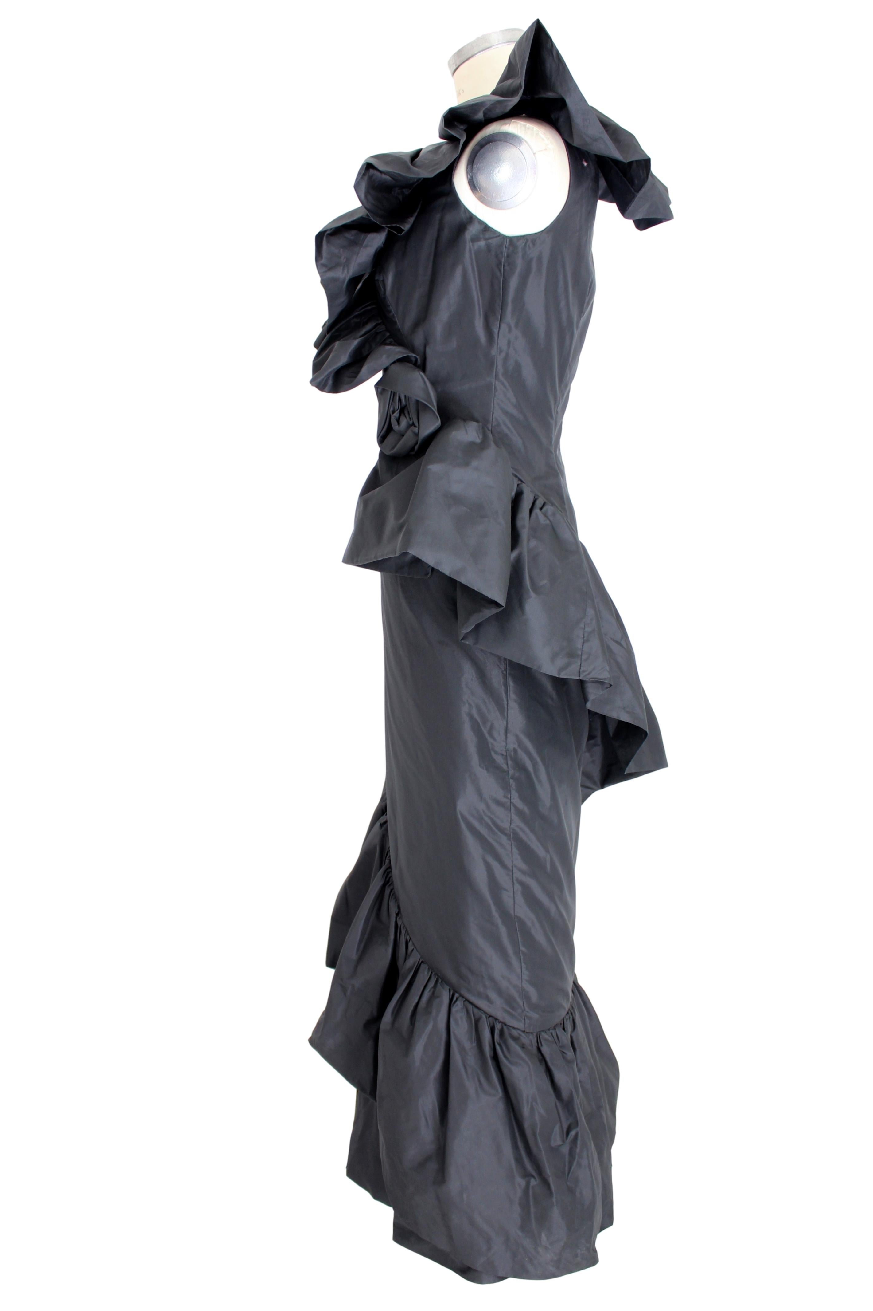 Mignon 1980er Jahre Schwarzes langes Abendkleid aus Taft und Seide mit Rüschen Dorothy Farbo 2