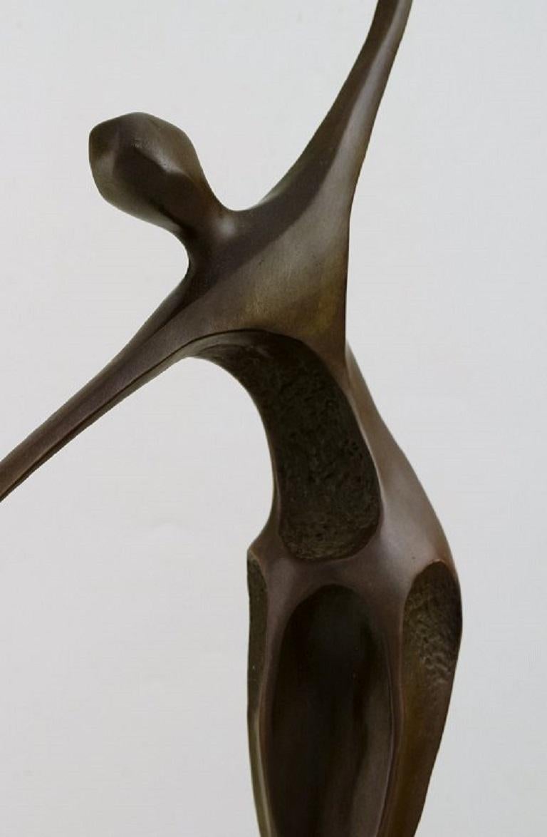 20ième siècle Miguel Fernando Lopez (Milo). Sculpteur portugais. Sculpture féminine moderniste en vente