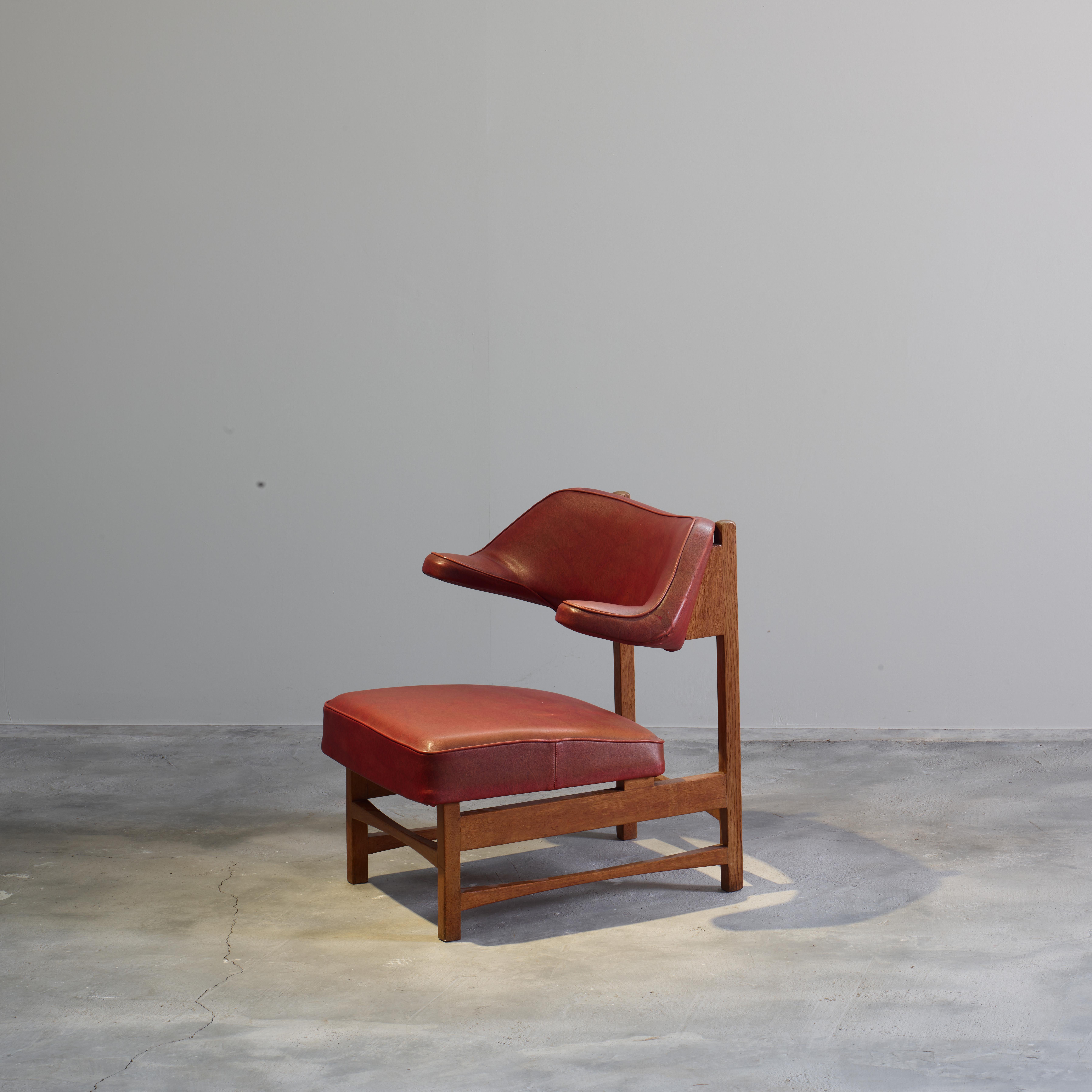 Milieu du XXe siècle Fauteuil Toro de Miguel Fisac / The Modernity authentique en vente
