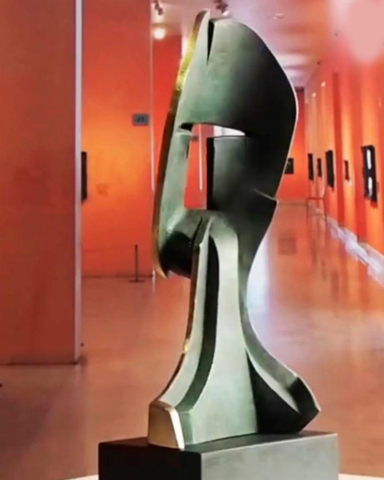 Big Cubiste Mask - Miguel Guía Cubist Bronze layer Sculpture 11