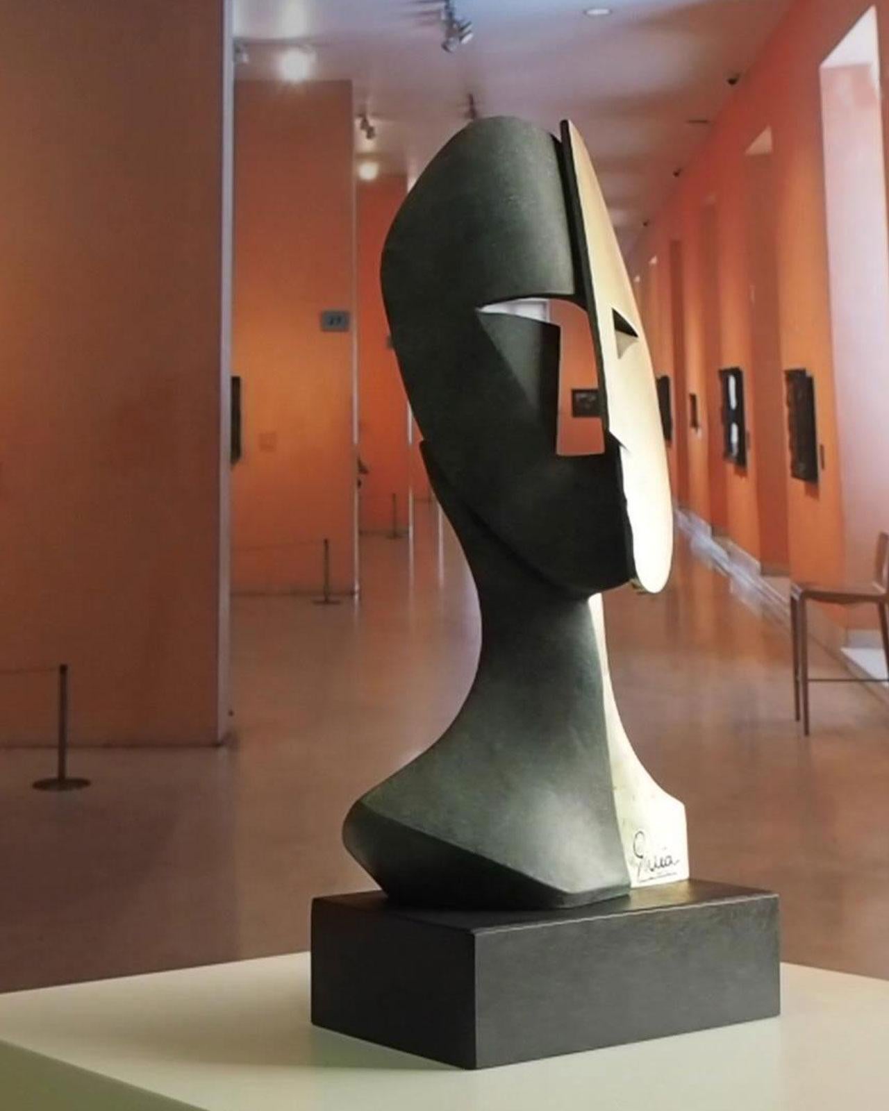 Big Cubiste Mask - Miguel Guía Cubist Bronze layer Sculpture 13