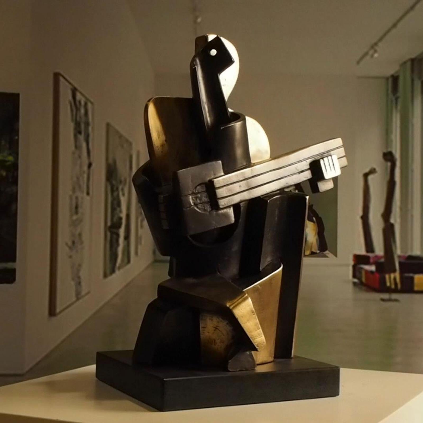 Big Guitarist Arlequin - Miguel Guía Cubist Bronze layer Sculpture 7