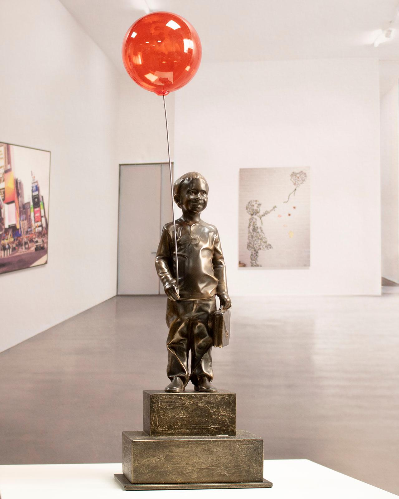 Boy with red magic balloon 47 - Miguel Guía  Realist Bronze layer Sculpture 2