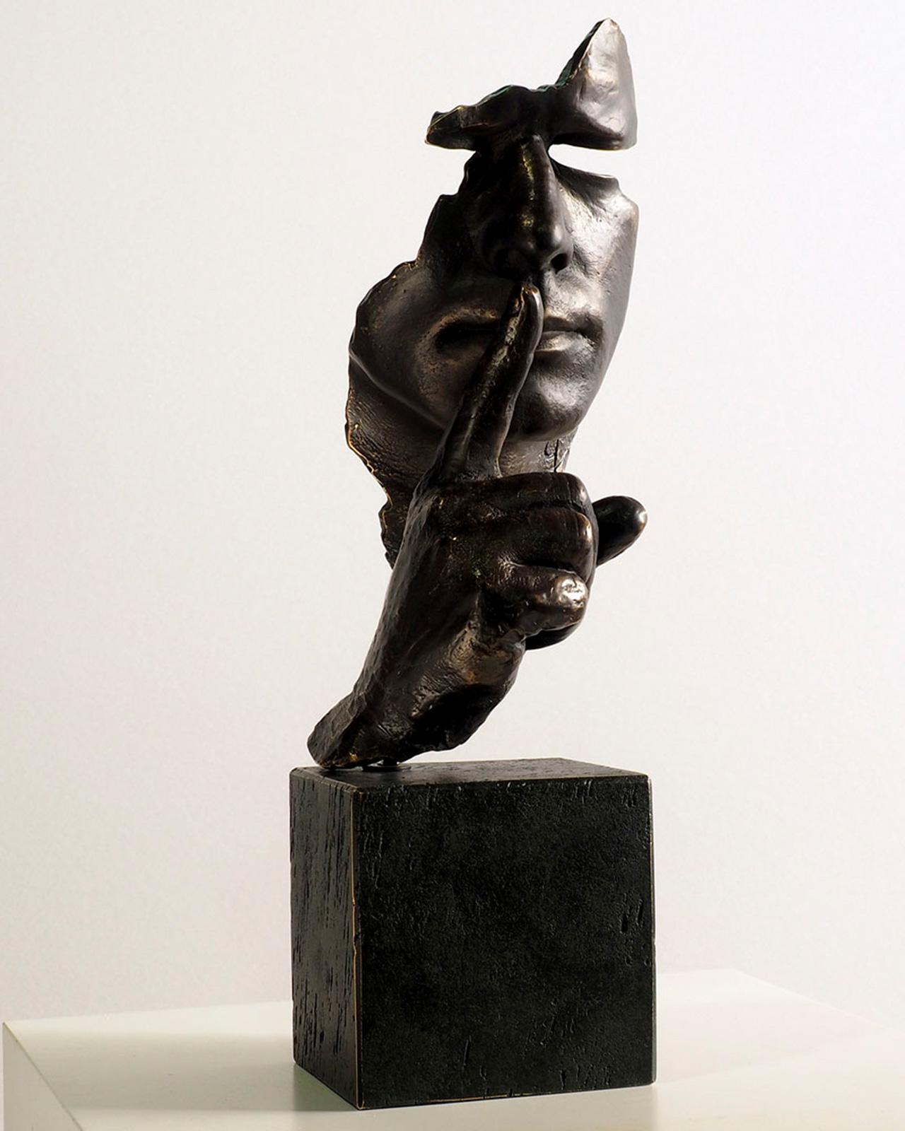 Miguel Guía Figurative Sculpture – Calm und Silber Miguel Gua Realismus Bronze-Skulptur