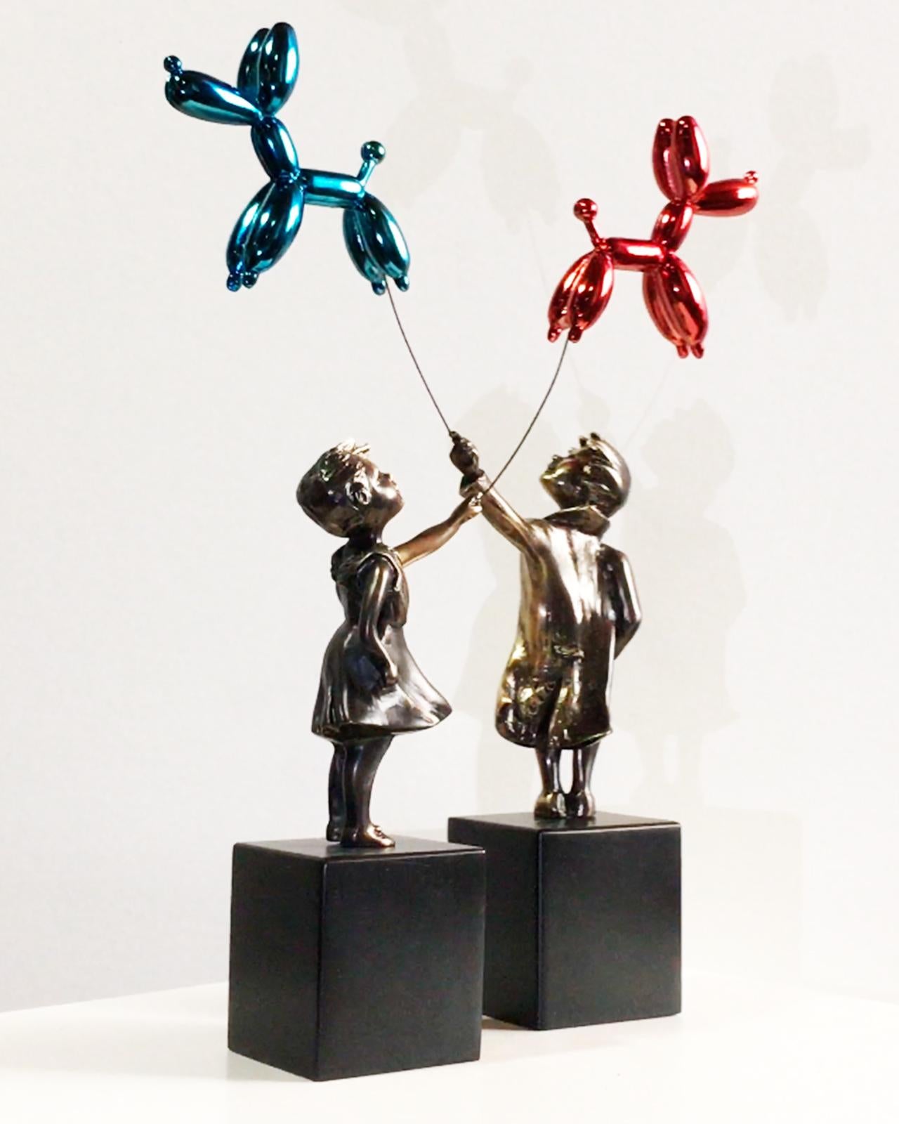 Child with balloon dog - Miguel Guía Street Art Cast bronze Sculpture 13