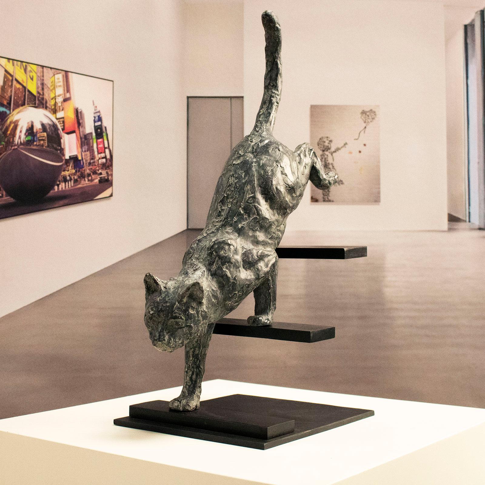Feline stealth – Miguel Guía Impressionist Bronze Sculpture 9