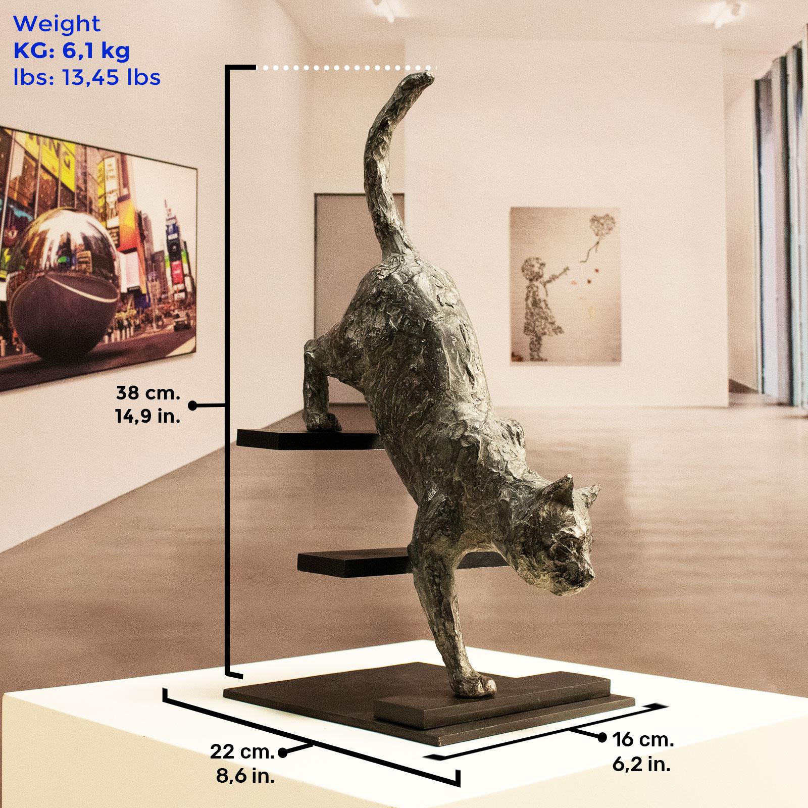 Feline stealth – Miguel Guía Impressionist Bronze Sculpture 2