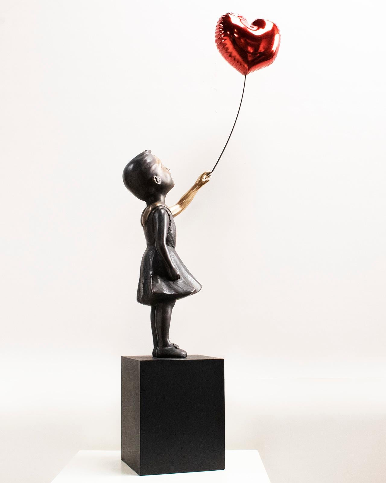 Girl with balloon 74 – Miguel Guía Street Art Cast bronze Sculpture Big 8