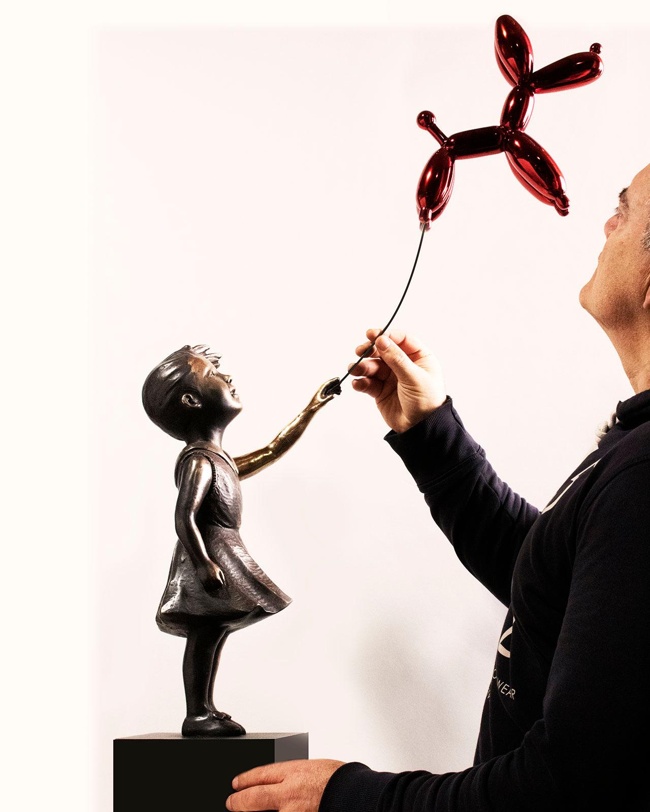 Girl with balloon dog 74 – Miguel Guía Street Art Cast bronze Sculpture Big 1