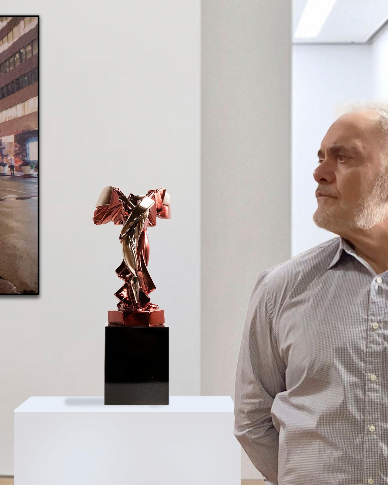 Harmonie of Samothrace Fire red - Miguel Guía Cubist Bronze layer Sculpture For Sale 1