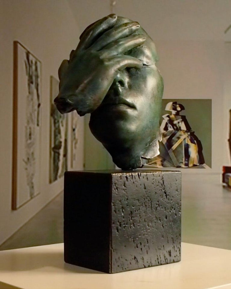 Reflexion - Miguel Guía Realism Bronze layer Sculpture For Sale 9