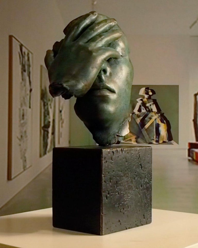 Reflexion - Miguel Guía Realism Bronze layer Sculpture For Sale 10