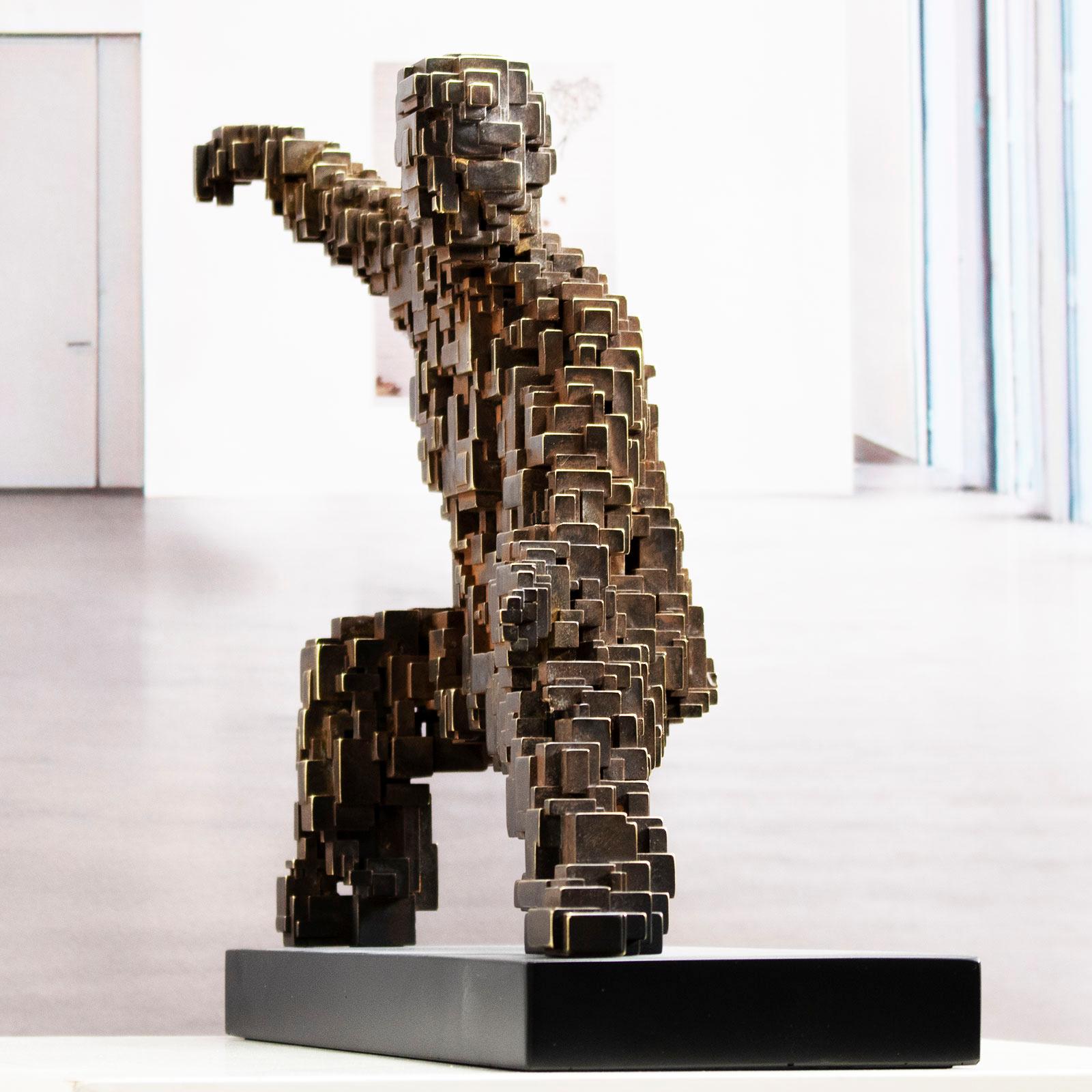 Single Whip - Miguel Guía Constructivist bronze layer Sculpture For Sale 3