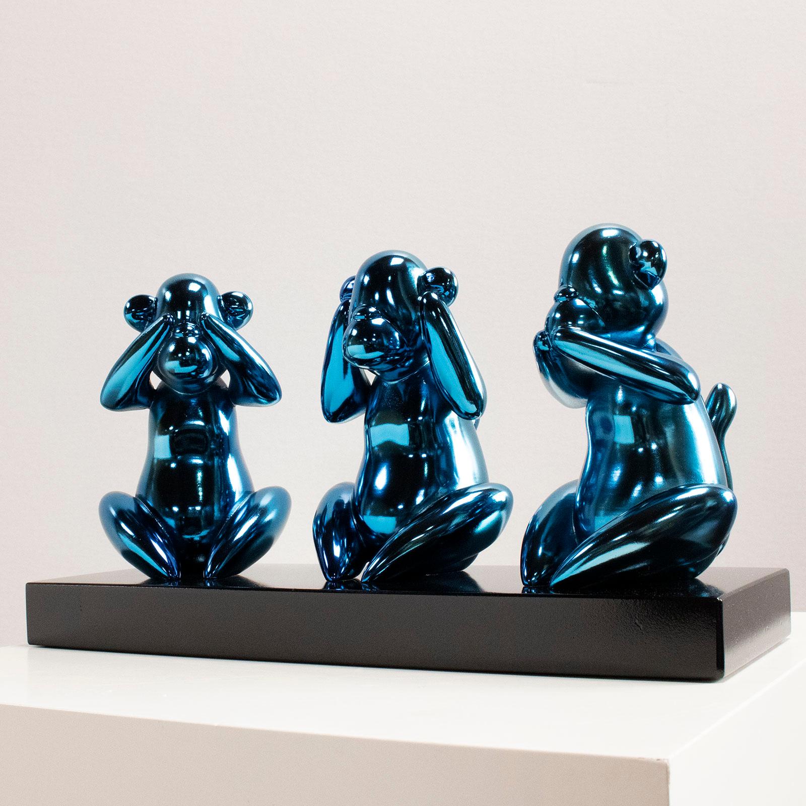 Wise monkeys blue - Miguel Guía, Pop Art Nickel layer Sculpture For Sale 5