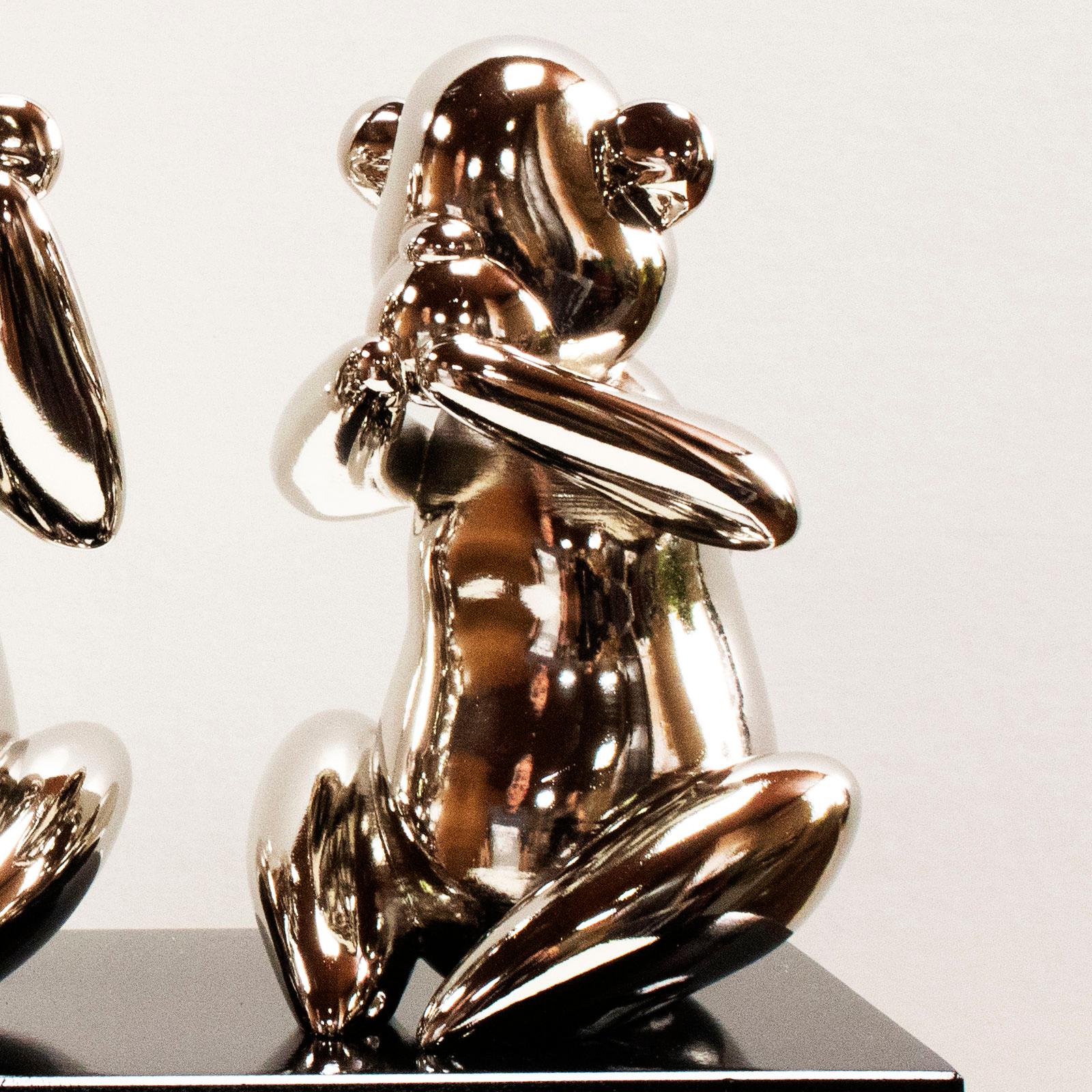 Wise monkeys nickel - Miguel Guía, Pop Art Nickel layer Sculpture For Sale 9