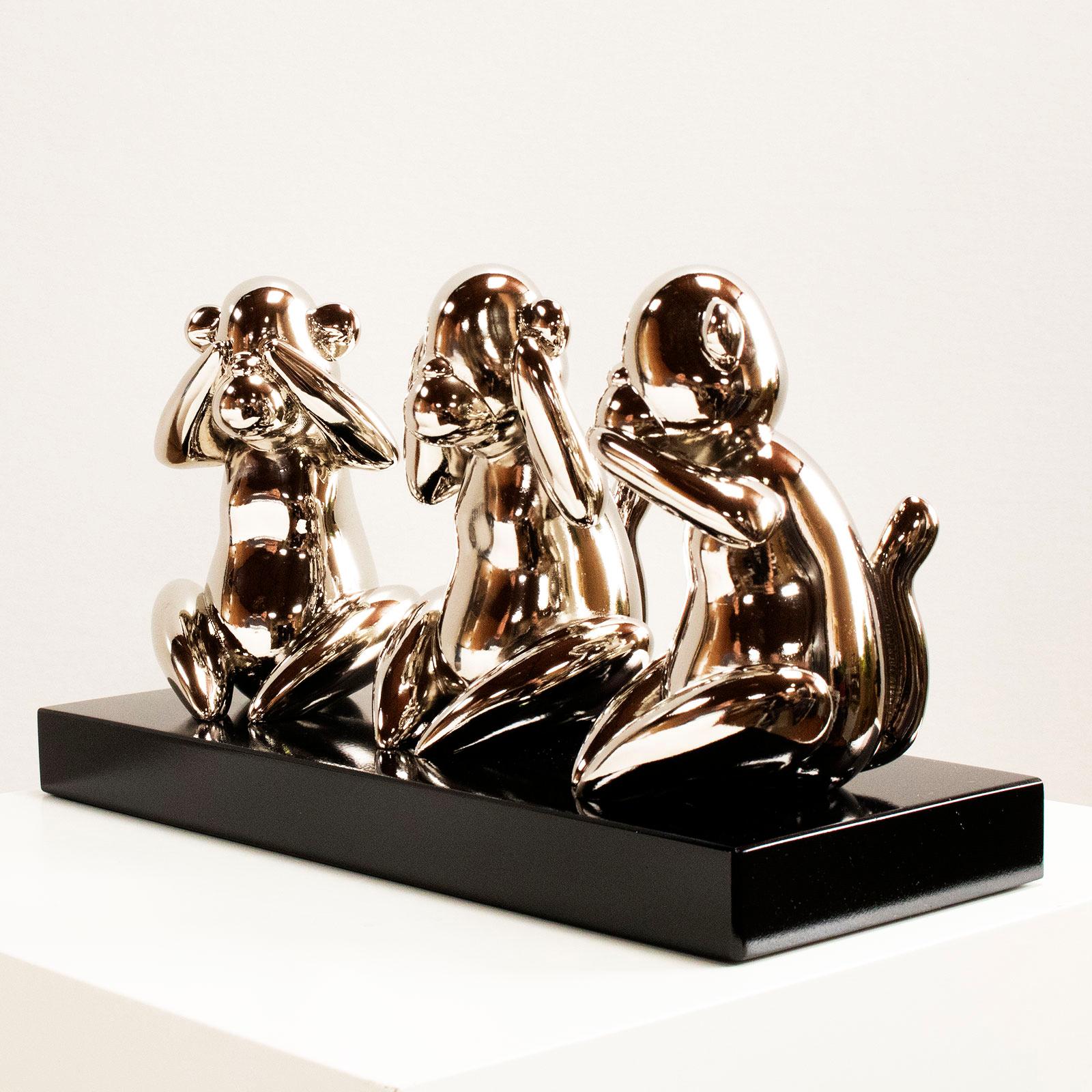 Wise monkeys nickel - Miguel Guía, Pop Art Nickel layer Sculpture For Sale 4