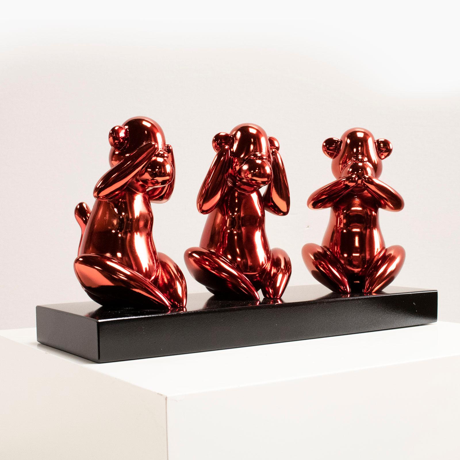 Wise monkeys red - Miguel Guía, Pop Art Nickel layer Sculpture 6