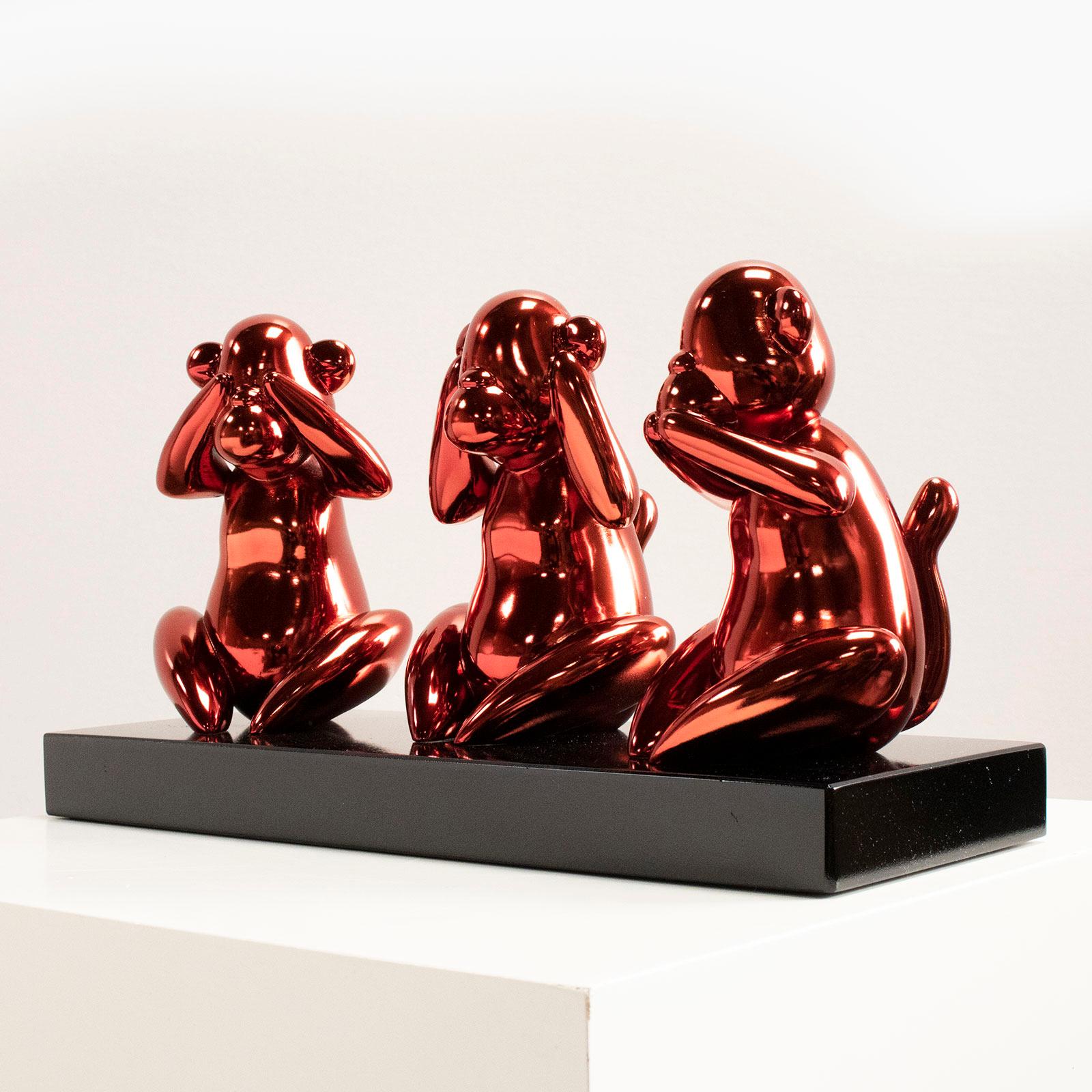 Wise monkeys red - Miguel Guía, Pop Art Nickel layer Sculpture 7