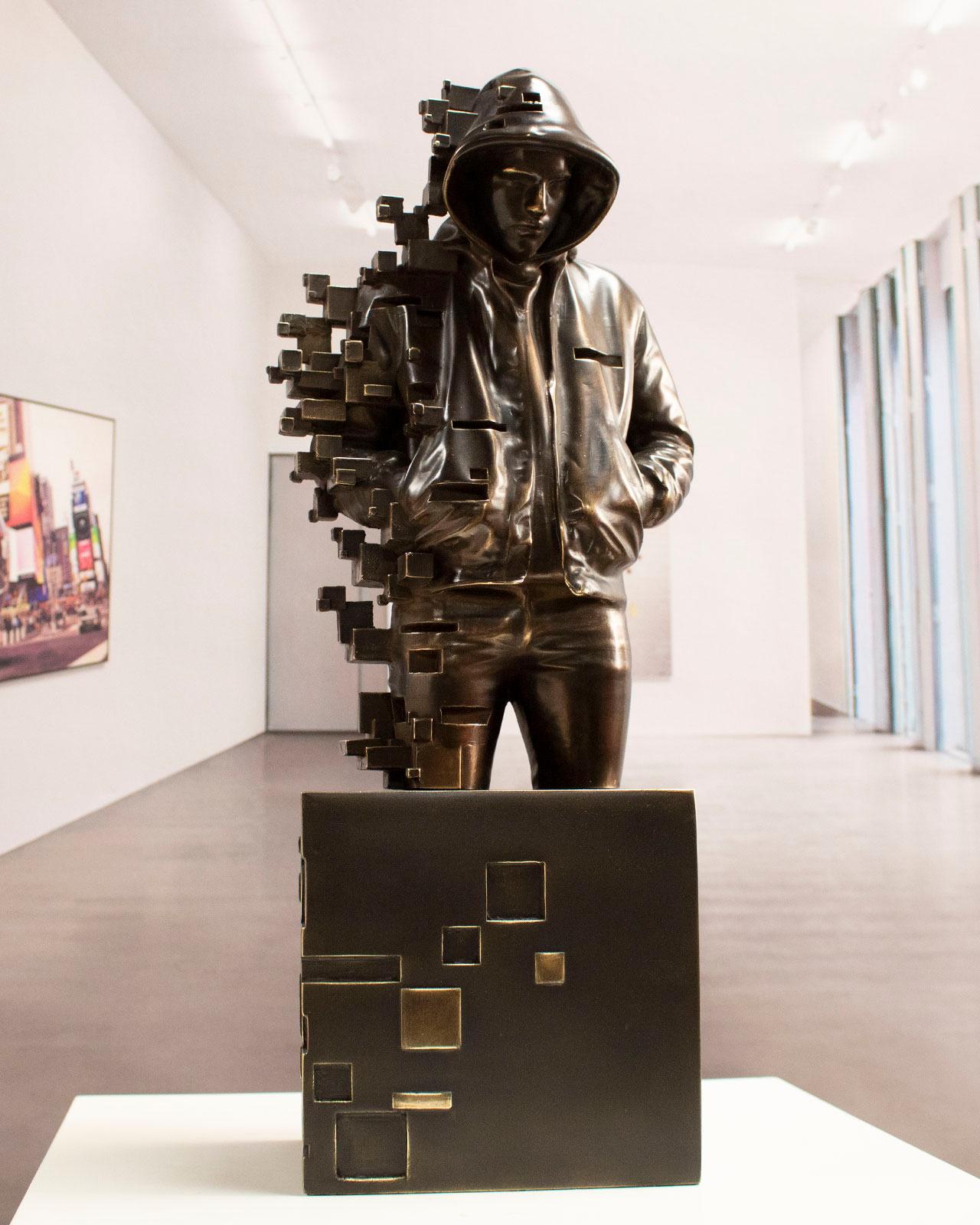 Miguel Guía Figurative Sculpture - Young Pixelated - Miguel Guia Modern Bronze layer Sculpture