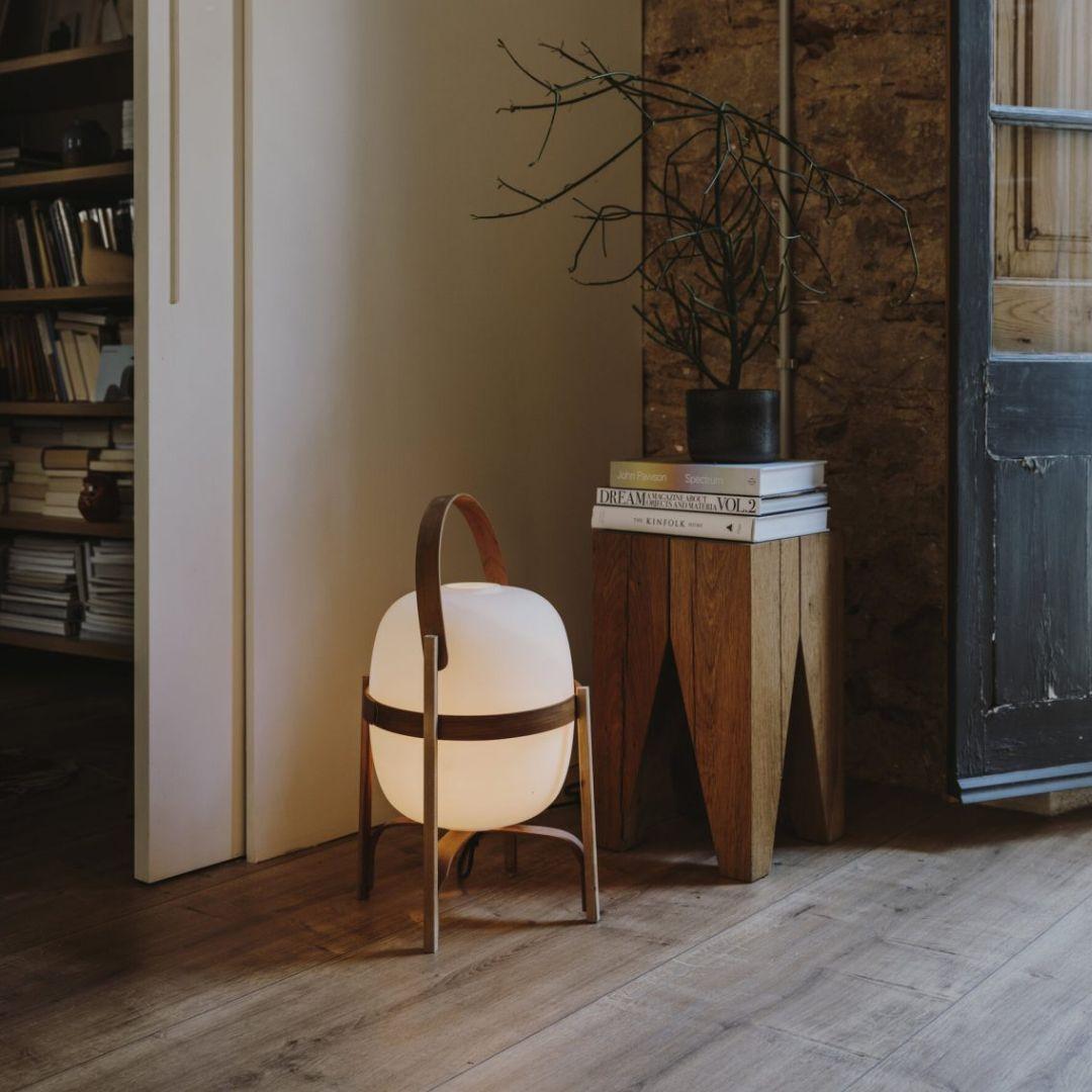 Miguel Milá 'Cesta' table lamp in cherry wood and opal glass for Santa & Cole

Founded in 1985 in Barcelona, Santa & Cole produces iconic pieces by such luminaries as llmari Tapiovaara, Miguel Milá and other European icons with a commitment to