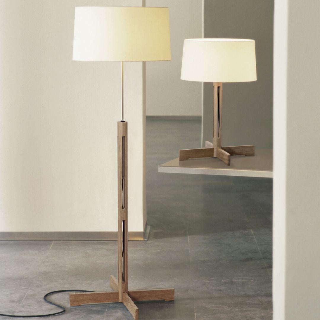 Mid-Century Modern Miguel Milá 'FAD' Floor Lamp in Natural Oak and White Linen for Santa & Cole For Sale