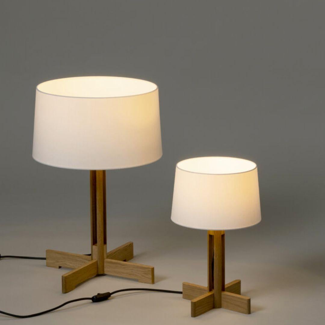 Spanish Miguel Milá 'FAD' Table Lamp in Natural Oak and White Linen for Santa & Cole For Sale