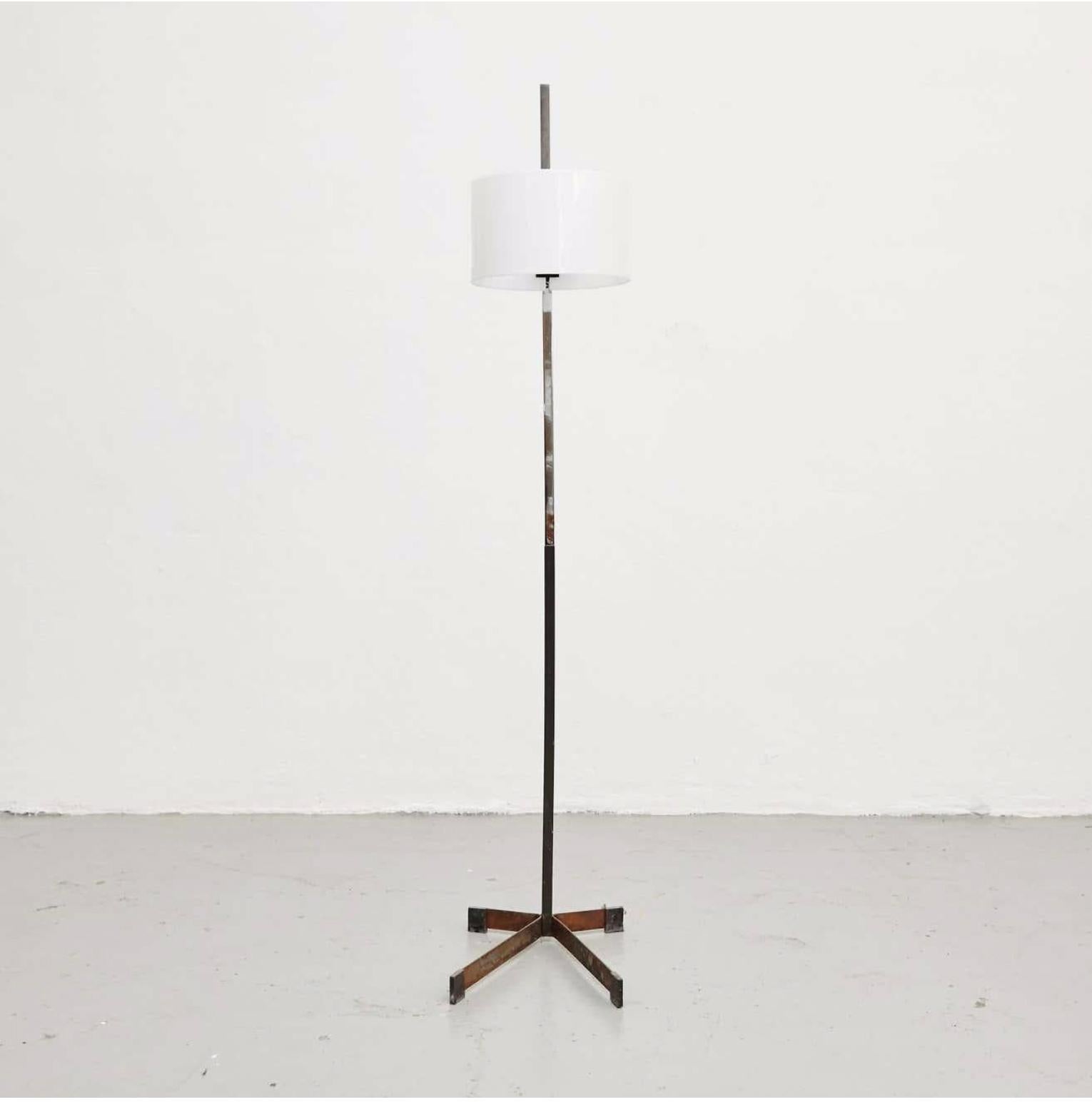 Milieu du XXe siècle Lampadaire 