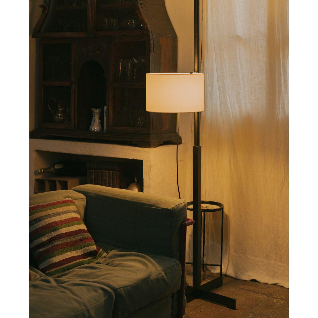Miguel Milá 'TMM' Floor Lamp in Cherry and White Parchment for Santa & Cole For Sale 4