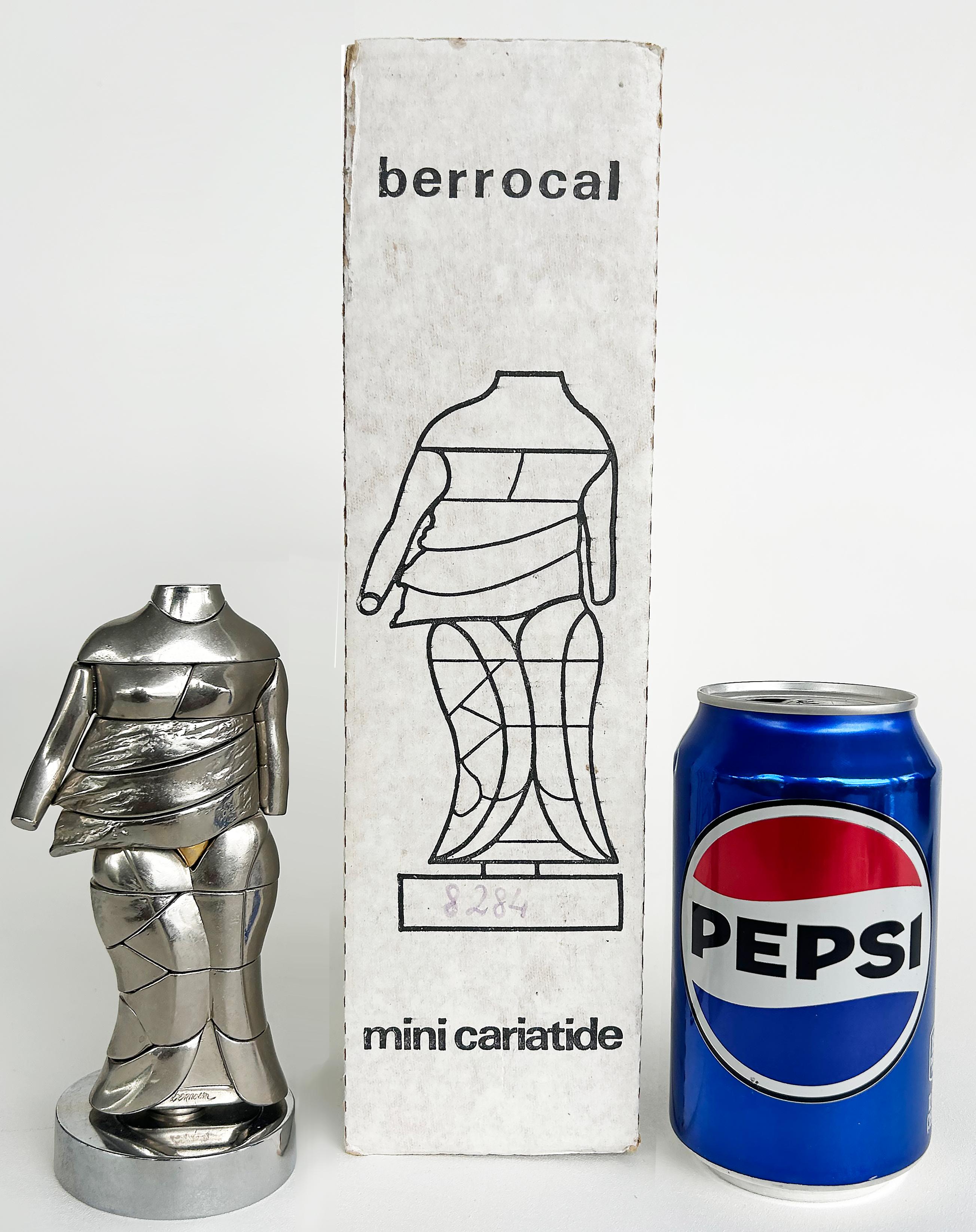 Miguel Ortiz Berrocal Mini-Cariatide Scultura 8284/10K, Scatola Originale

In vendita una scultura puzzle Miguel Ortiz Berrocal Mini-Caryatid timbrata Berrocal e numerata 8284 da un'edizione di 10.000 esemplari.  La Mini Cariatide è una scultura