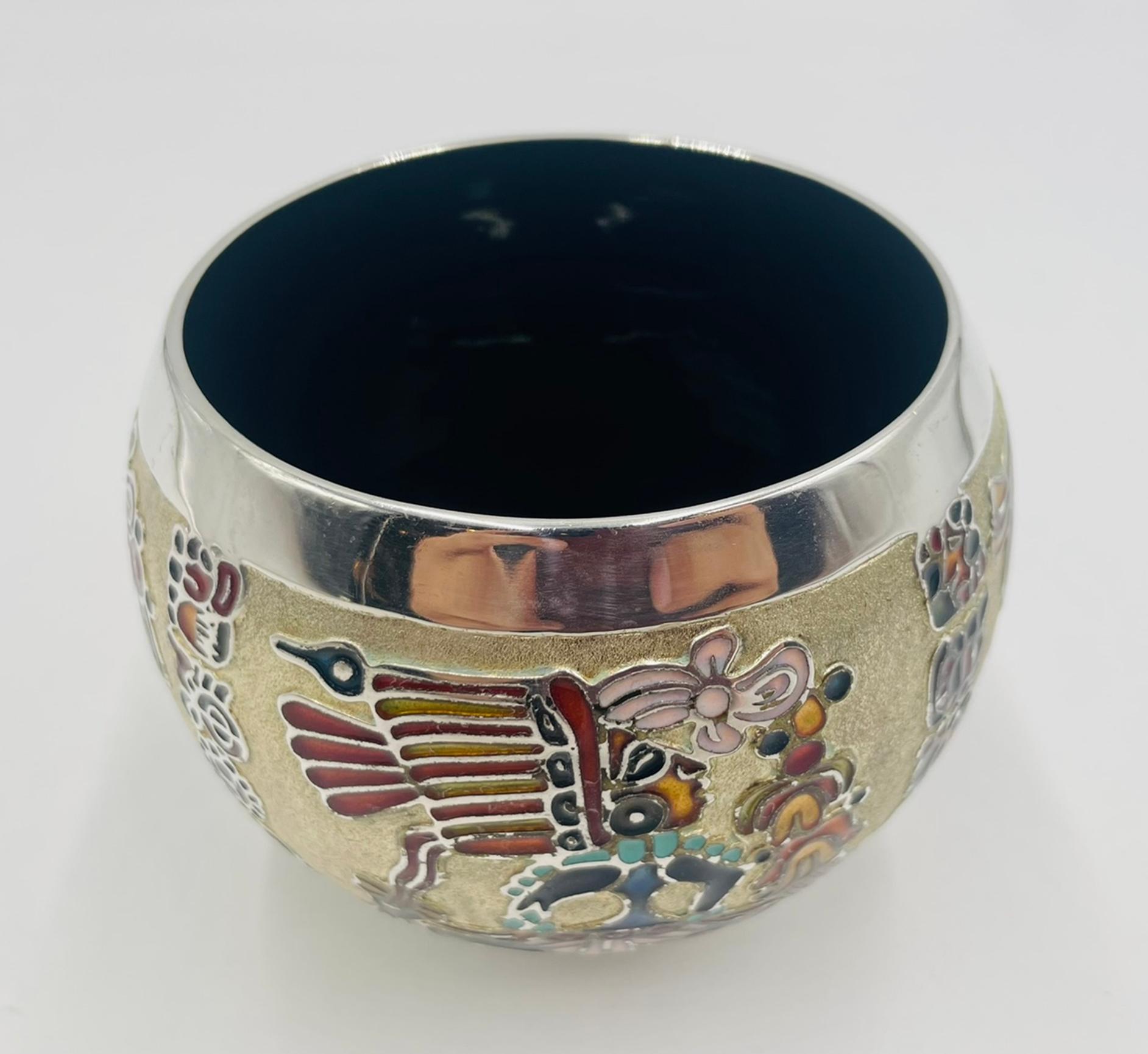 Miguel Pineda Silver-Plated Enamel Bowl with Mayan Motifs, Taxco Mexico In condizioni buone in vendita a Los Angeles, CA