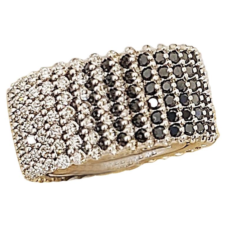 Miiori 3.40 Carat Black and 2.90 Carat White Diamond 18 Karat Gold Flash Ring For Sale