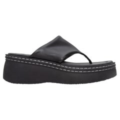 Miista Schwarze Cindy Plateau-Zehensandalen