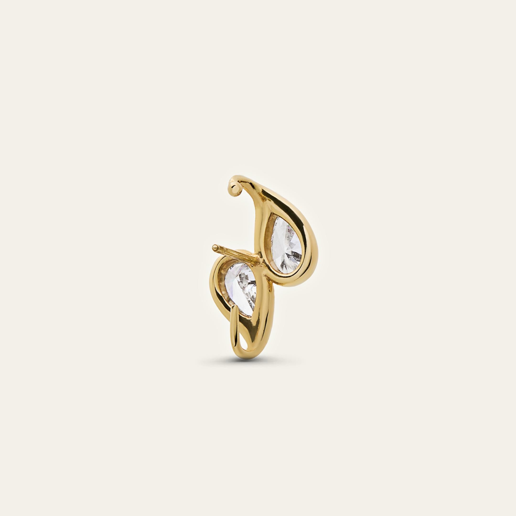 Mika Ear Cuff in Yellow Gold with Pear Diamonds In New Condition In New York, NY